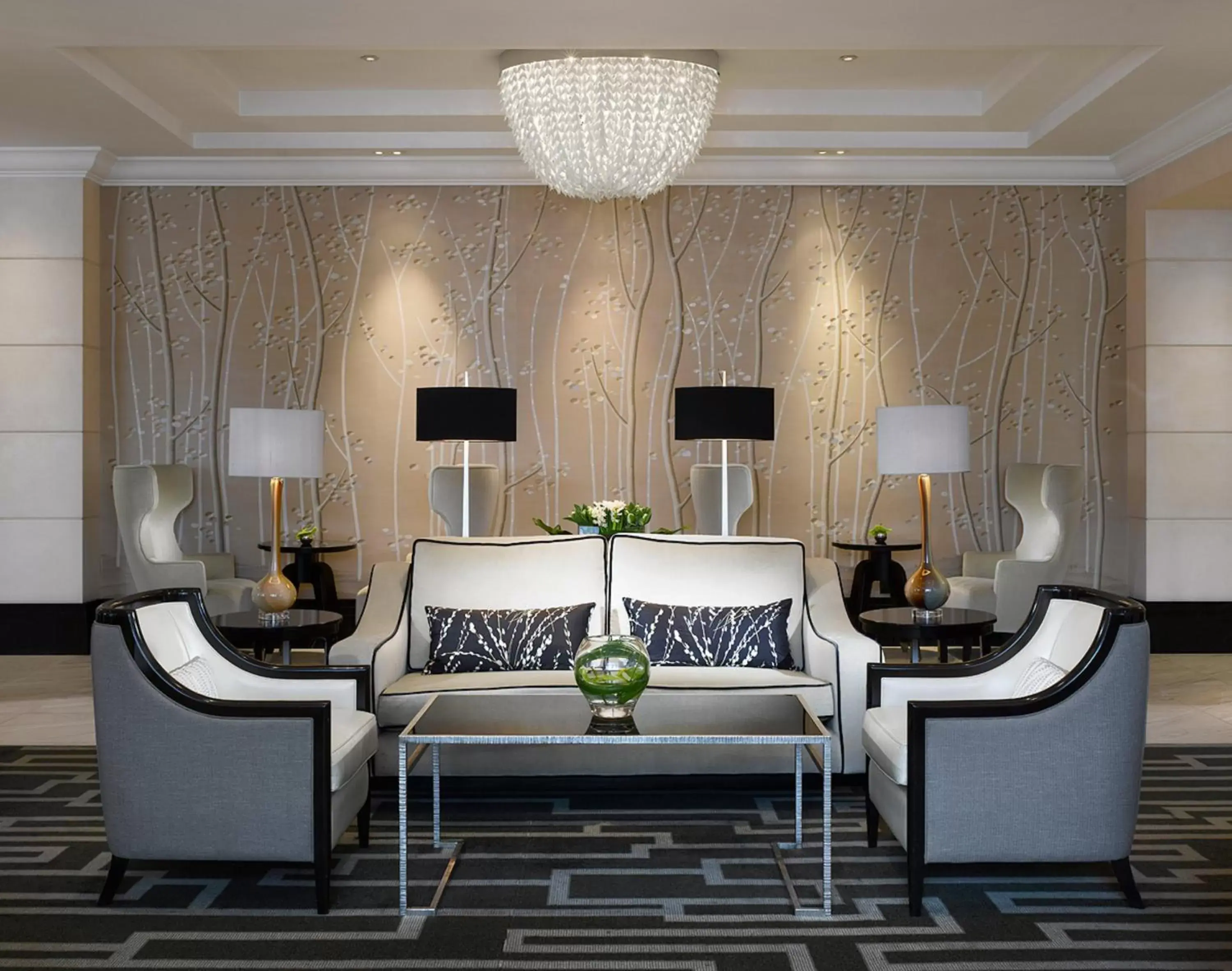 Property building, Seating Area in InterContinental London Park Lane, an IHG Hotel
