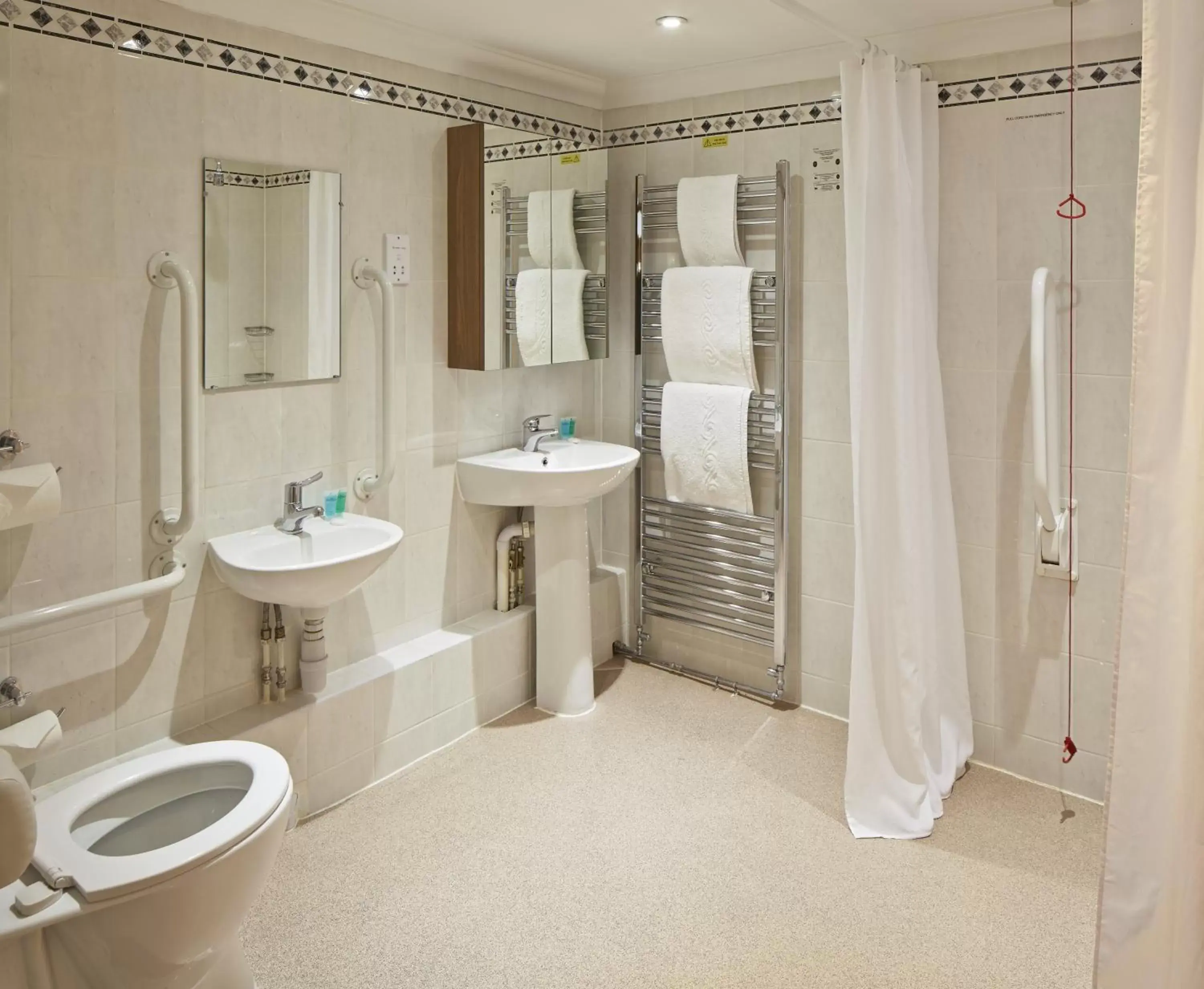Bathroom in Lancaster Gate Hotel