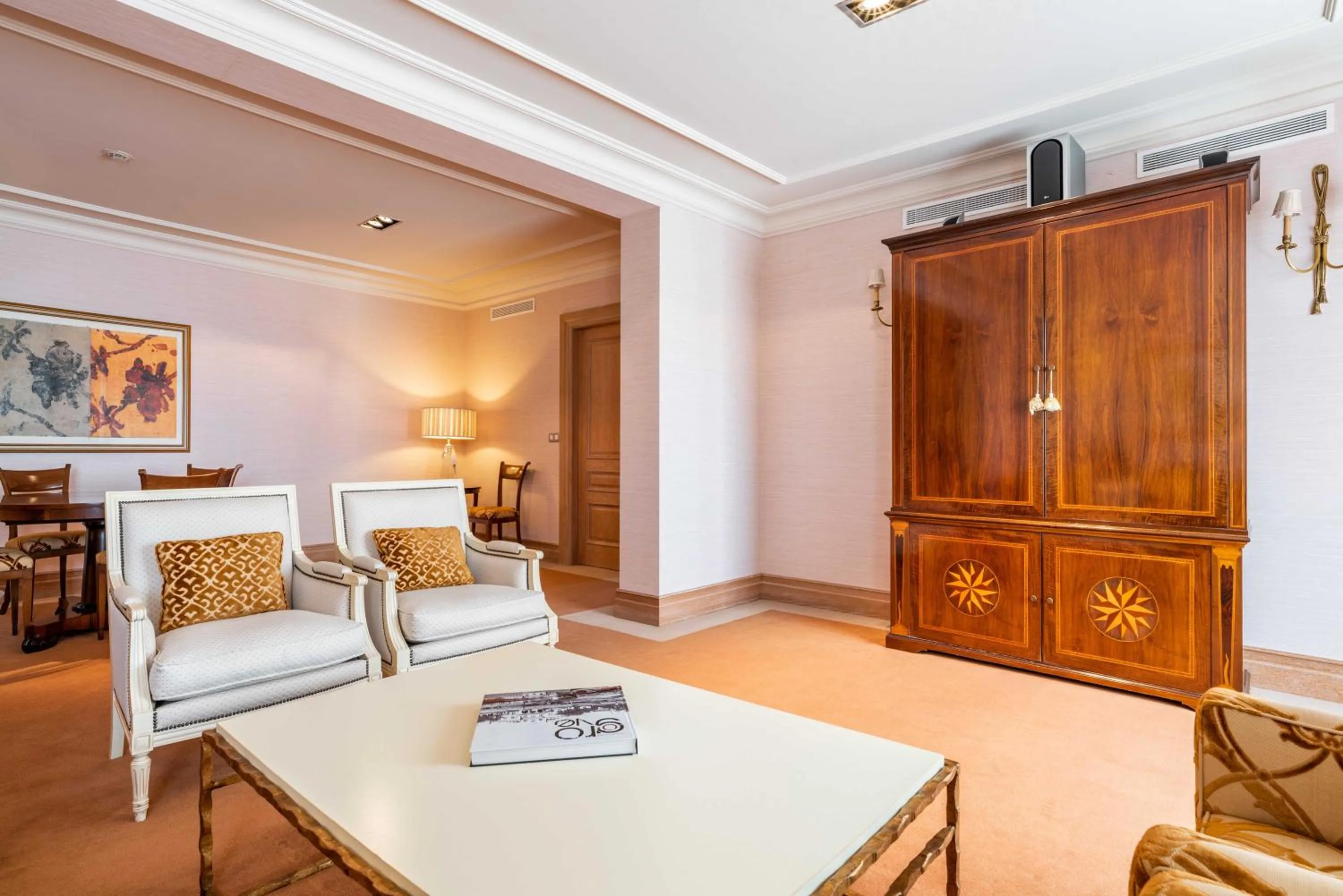 Living room in Eurostars Gran Hotel La Toja