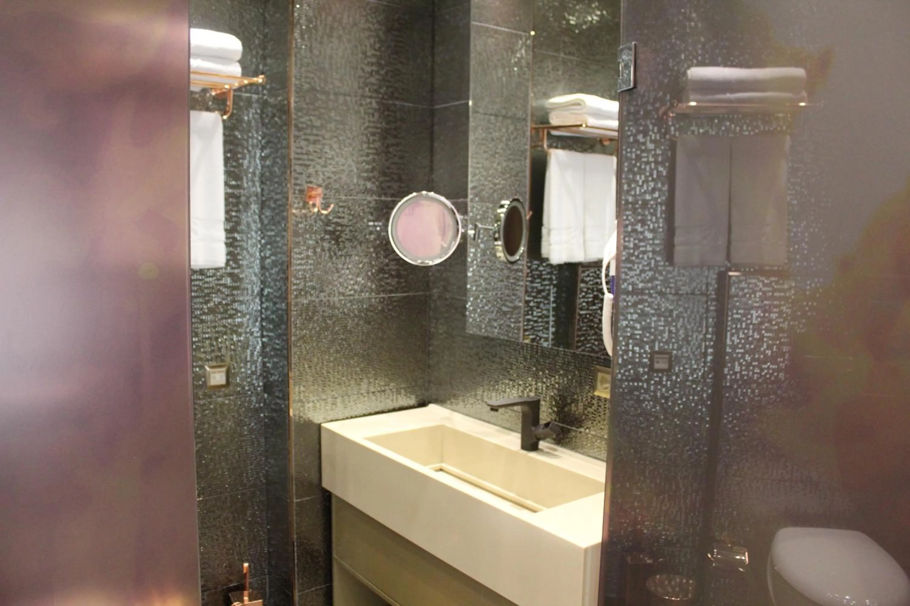 Bathroom in Rios Edition Hotel