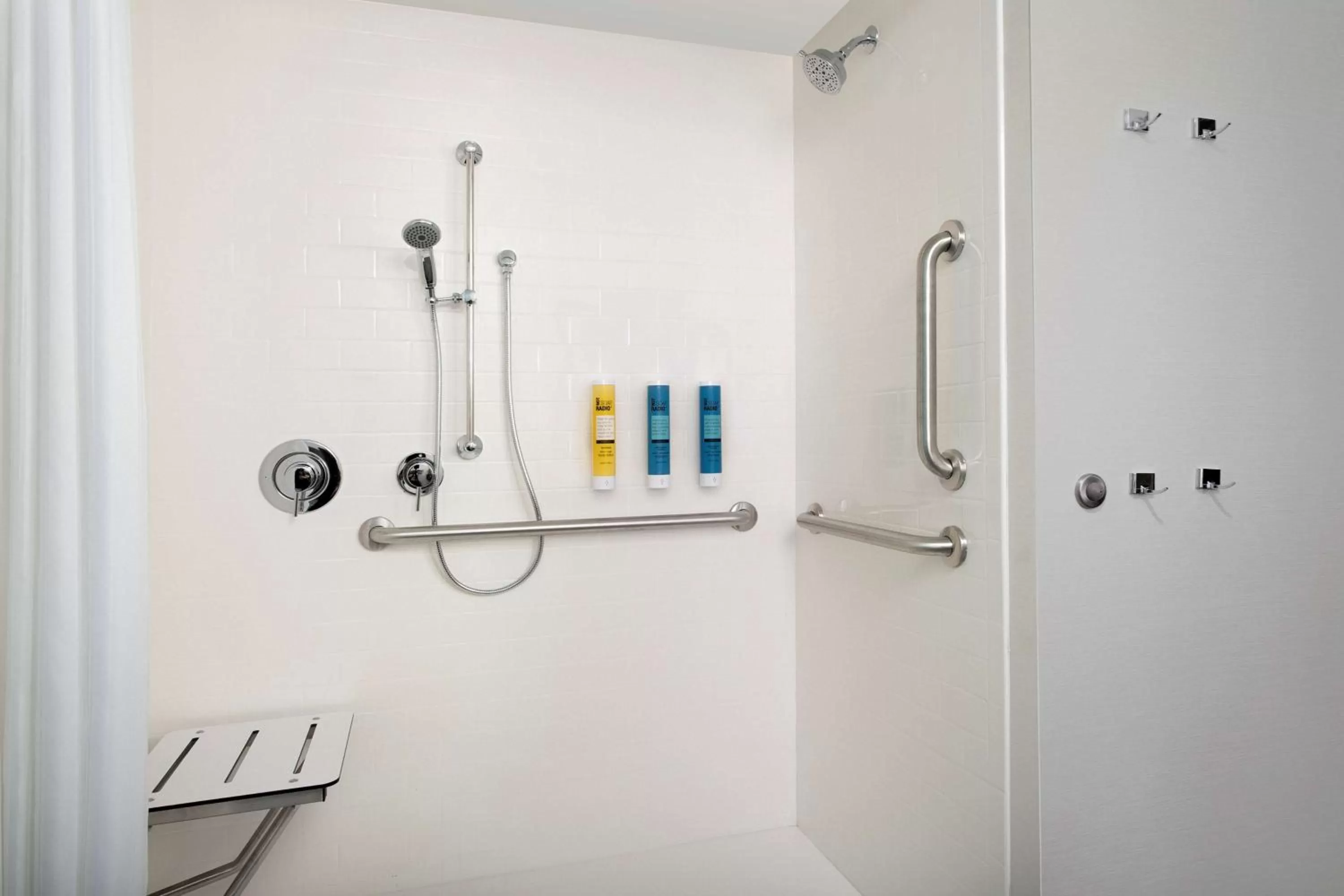 Shower in Tru By Hilton Miami Airport South Blue Lagoon, Fl