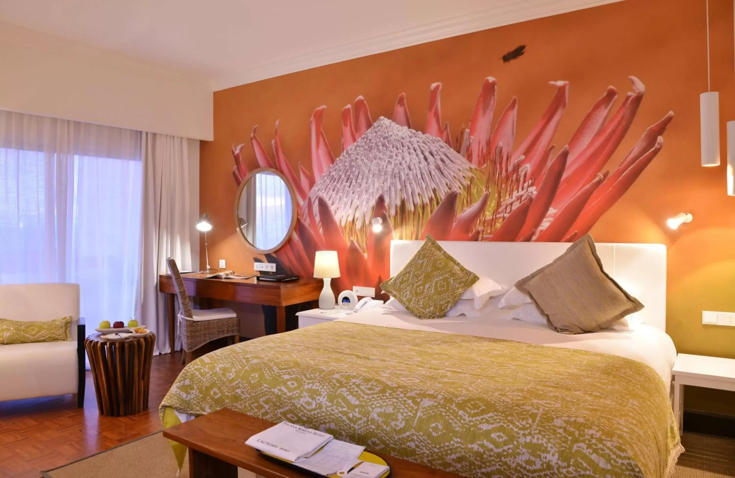 Bedroom, Bed in Polana Serena Hotel