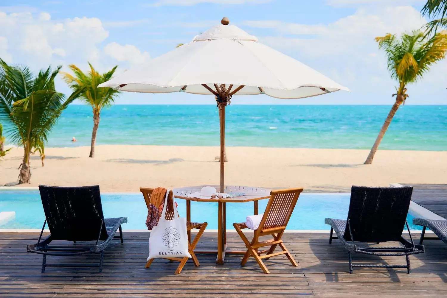 Swimming pool, Beach in The Ellysian Boutique Hotel