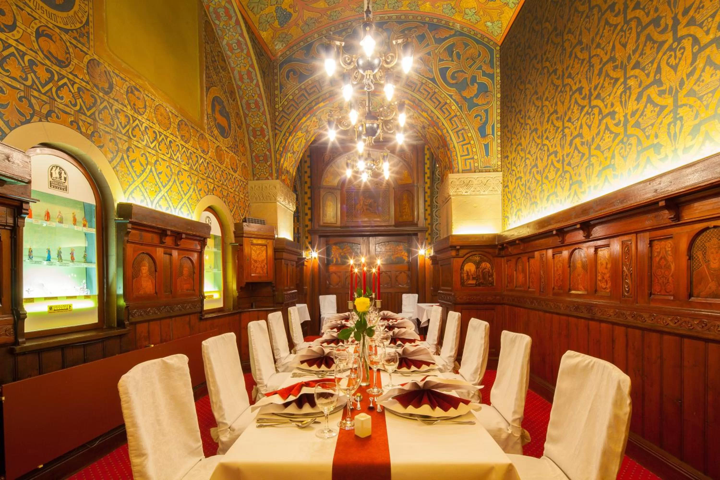 Dining area in Hotel Der Achtermann