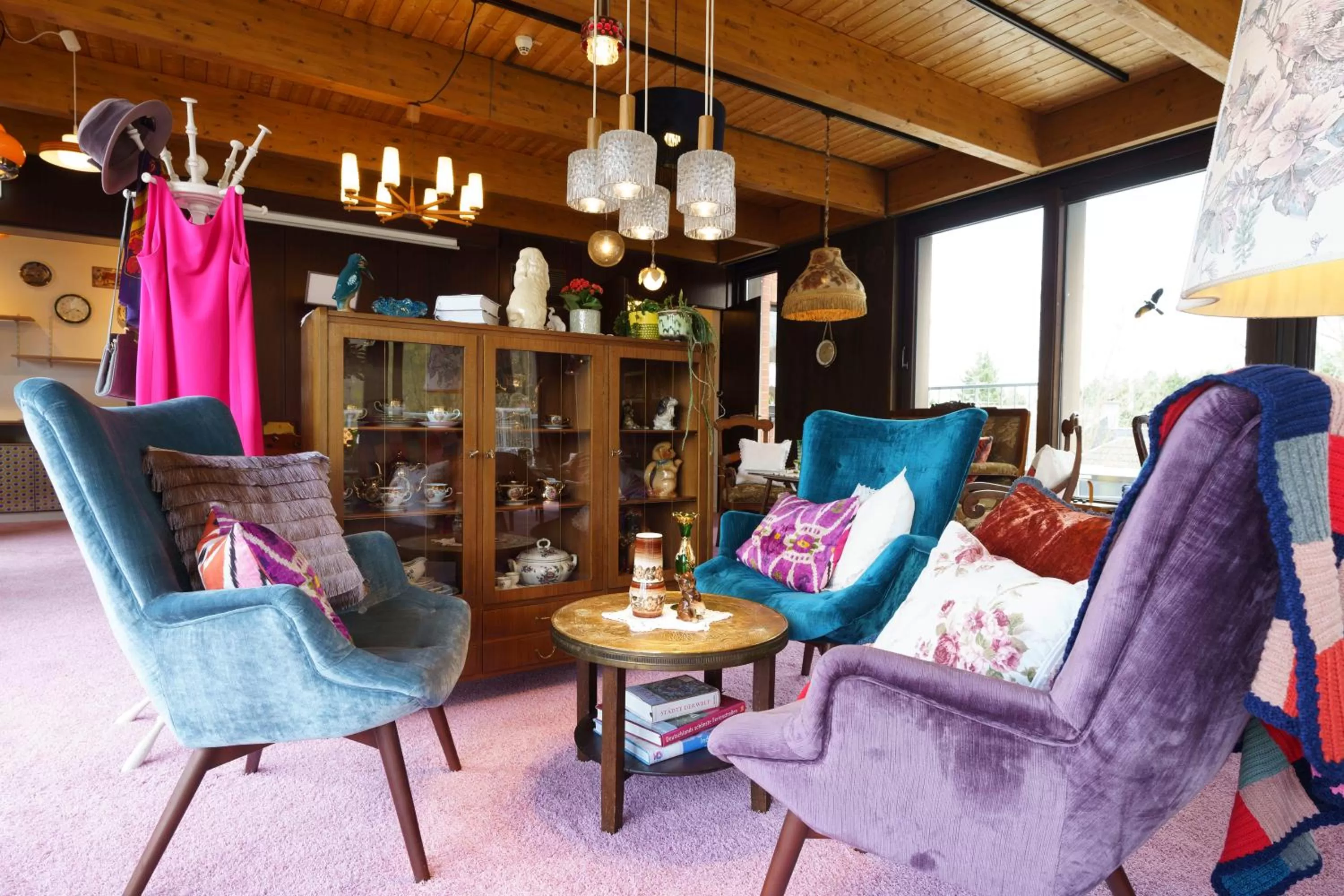 Decorative detail in Tante ALMA's Bonner Hotel