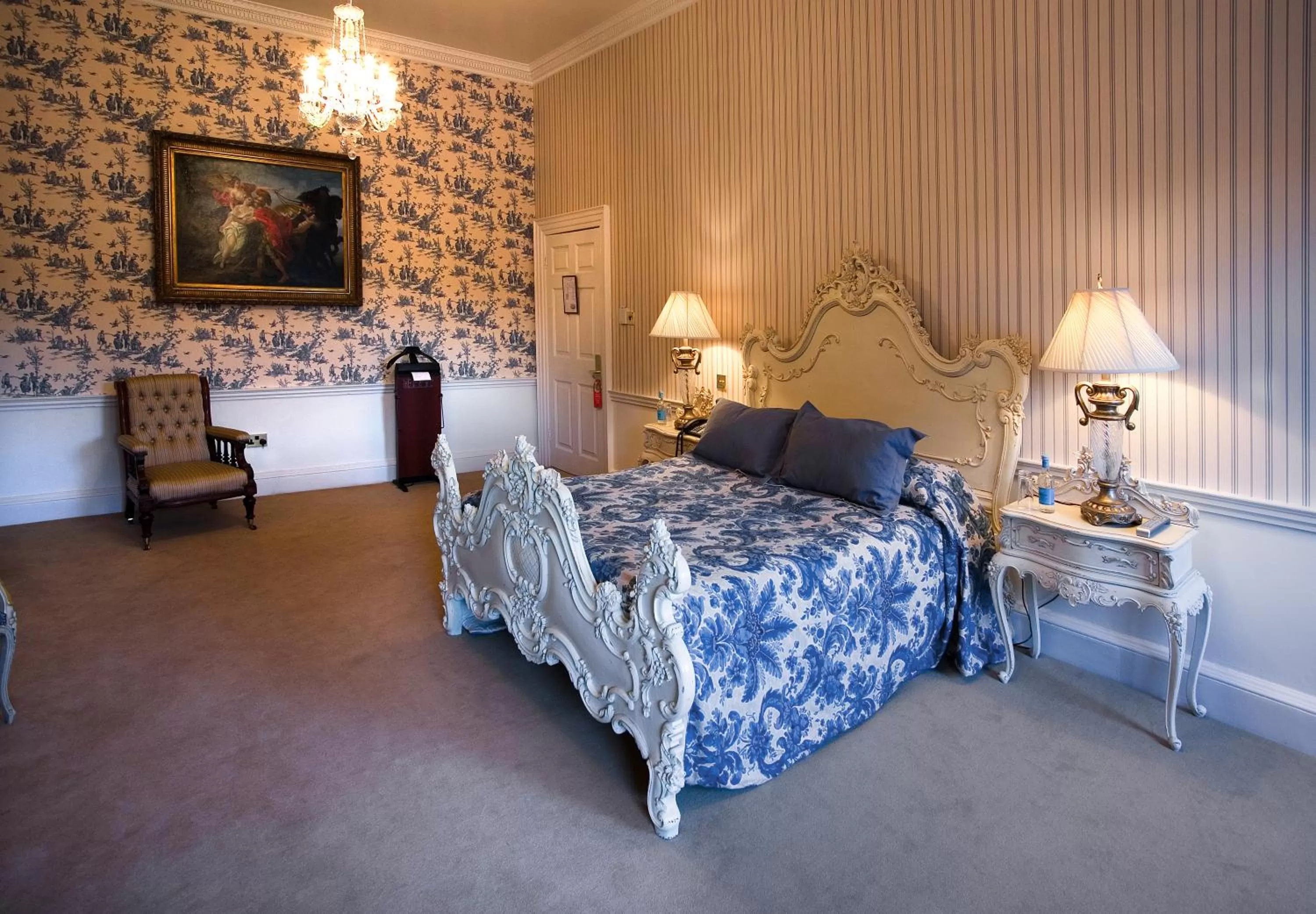 Bedroom, Bed in Colwick Hall Hotel