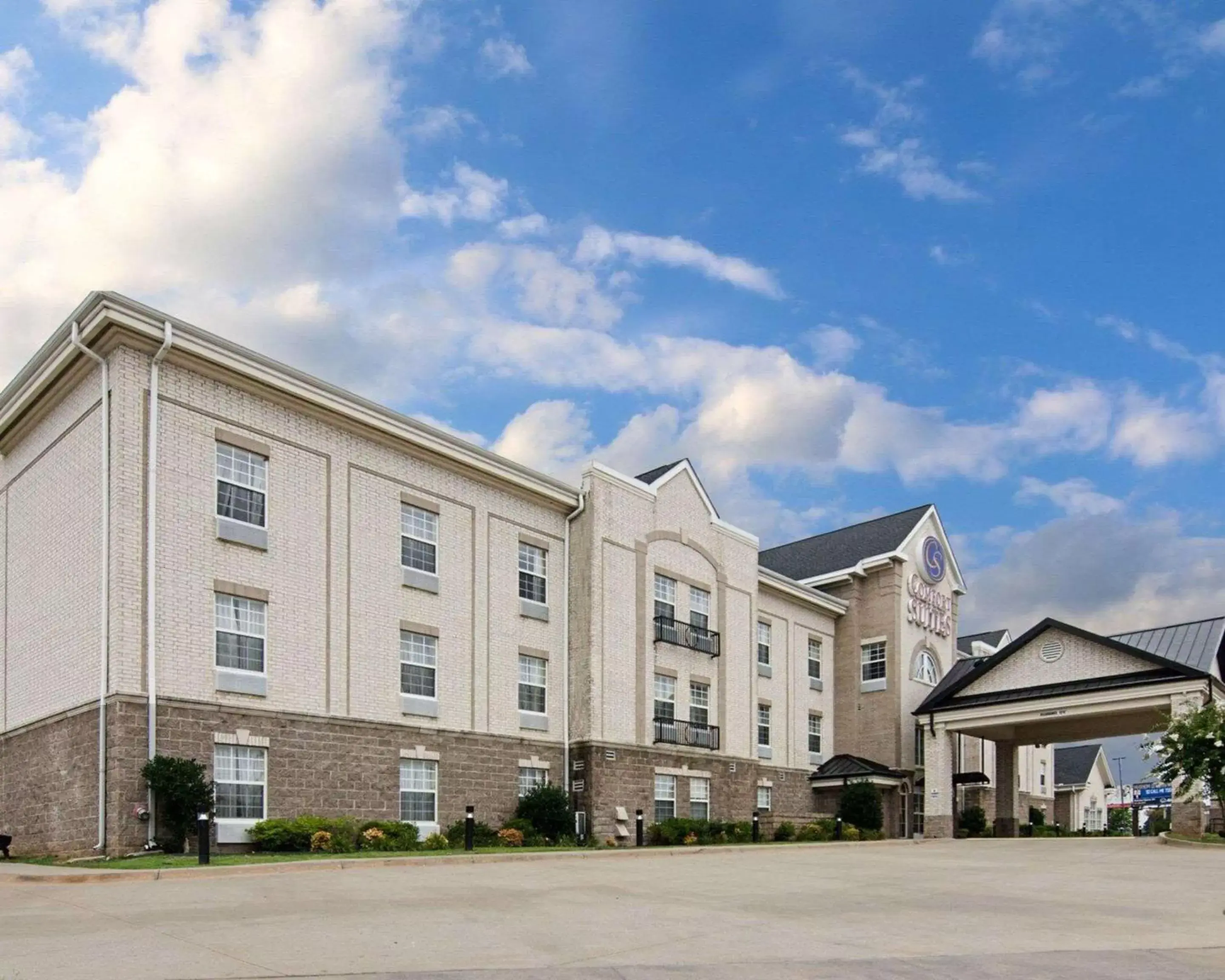 Property building in Comfort Suites Conway Property building in Comfort Suites Conway