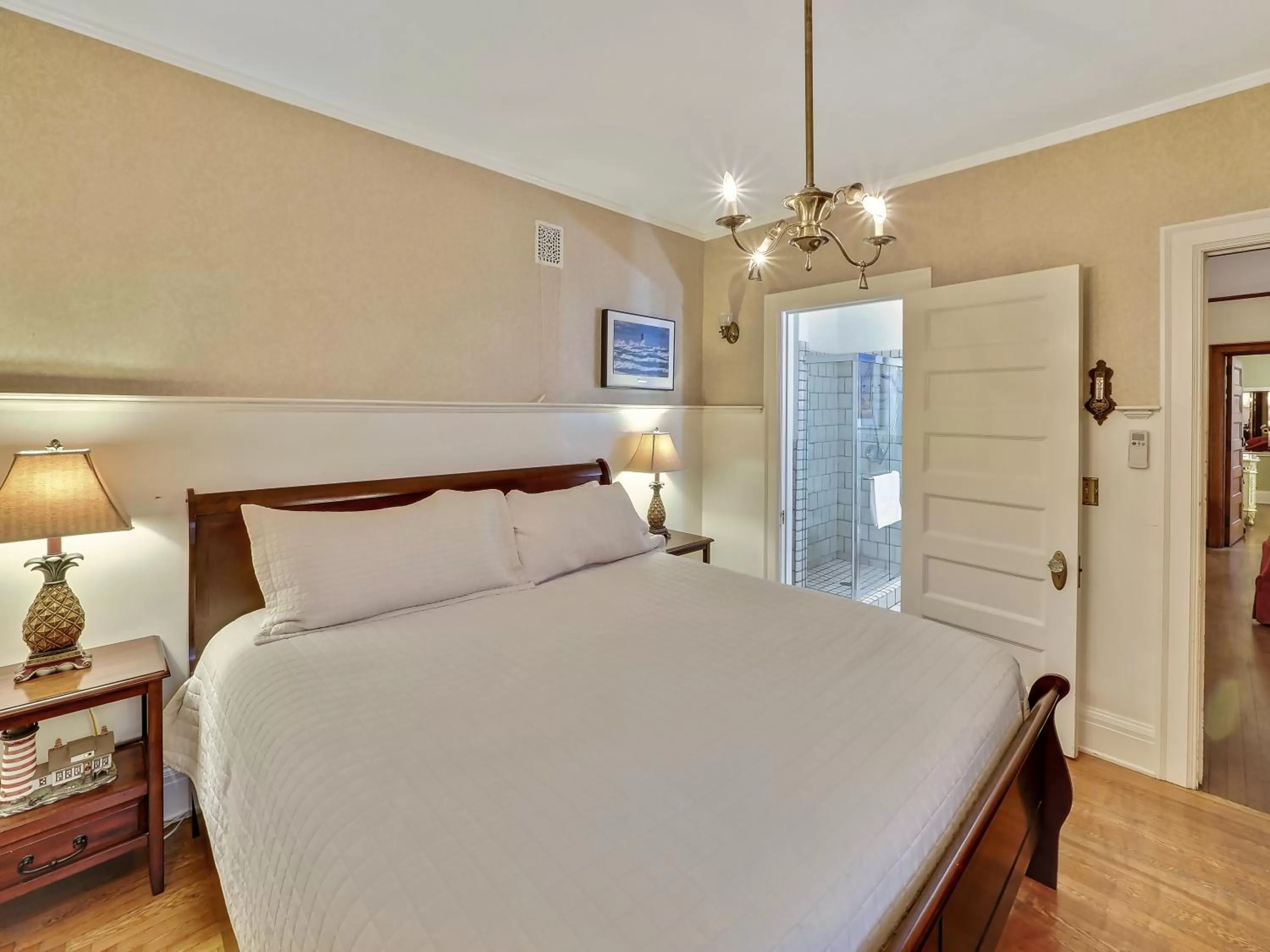 Bed in Cartier Mansion