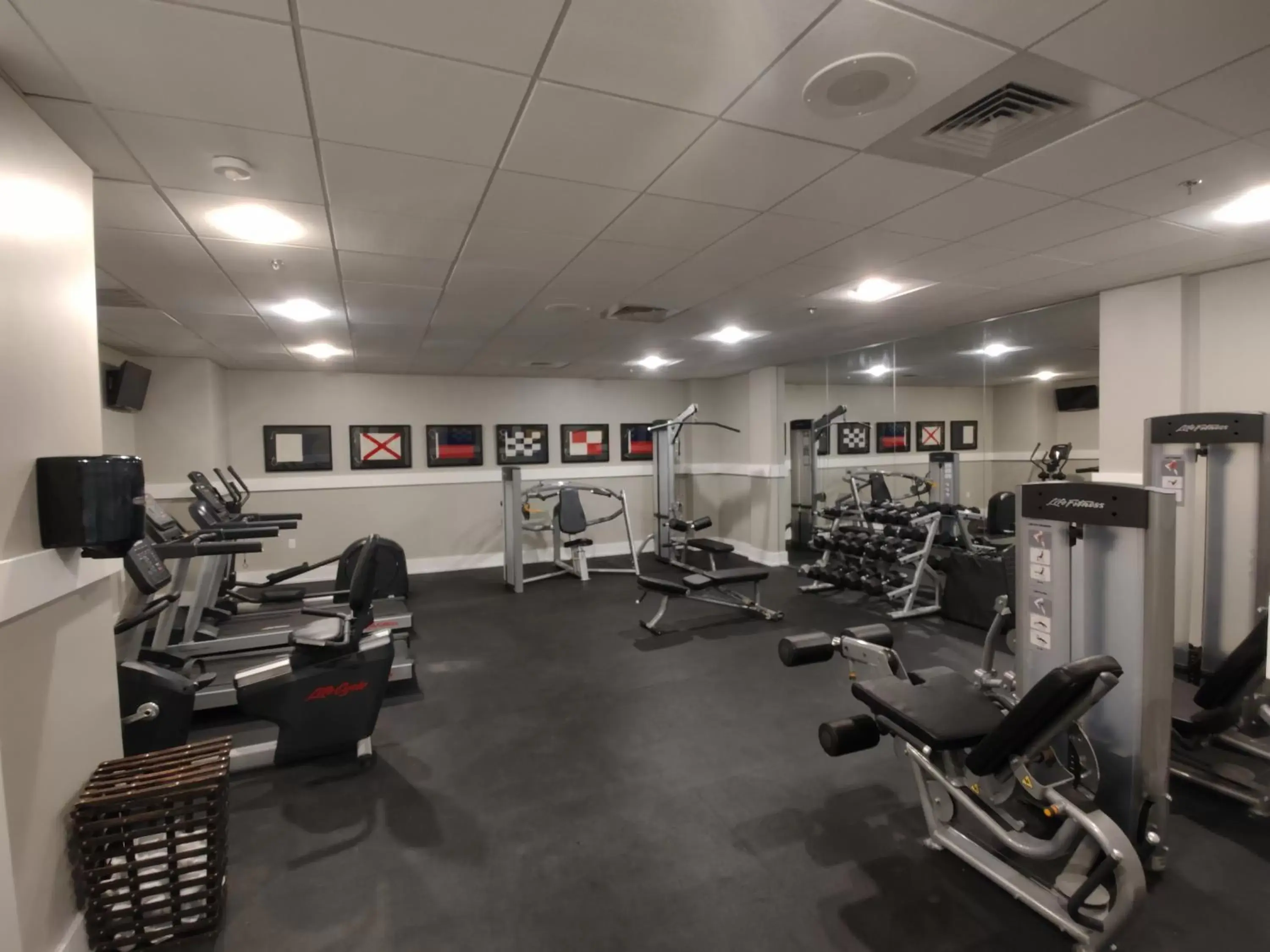 Fitness centre/facilities in Avenue Inn & Spa
