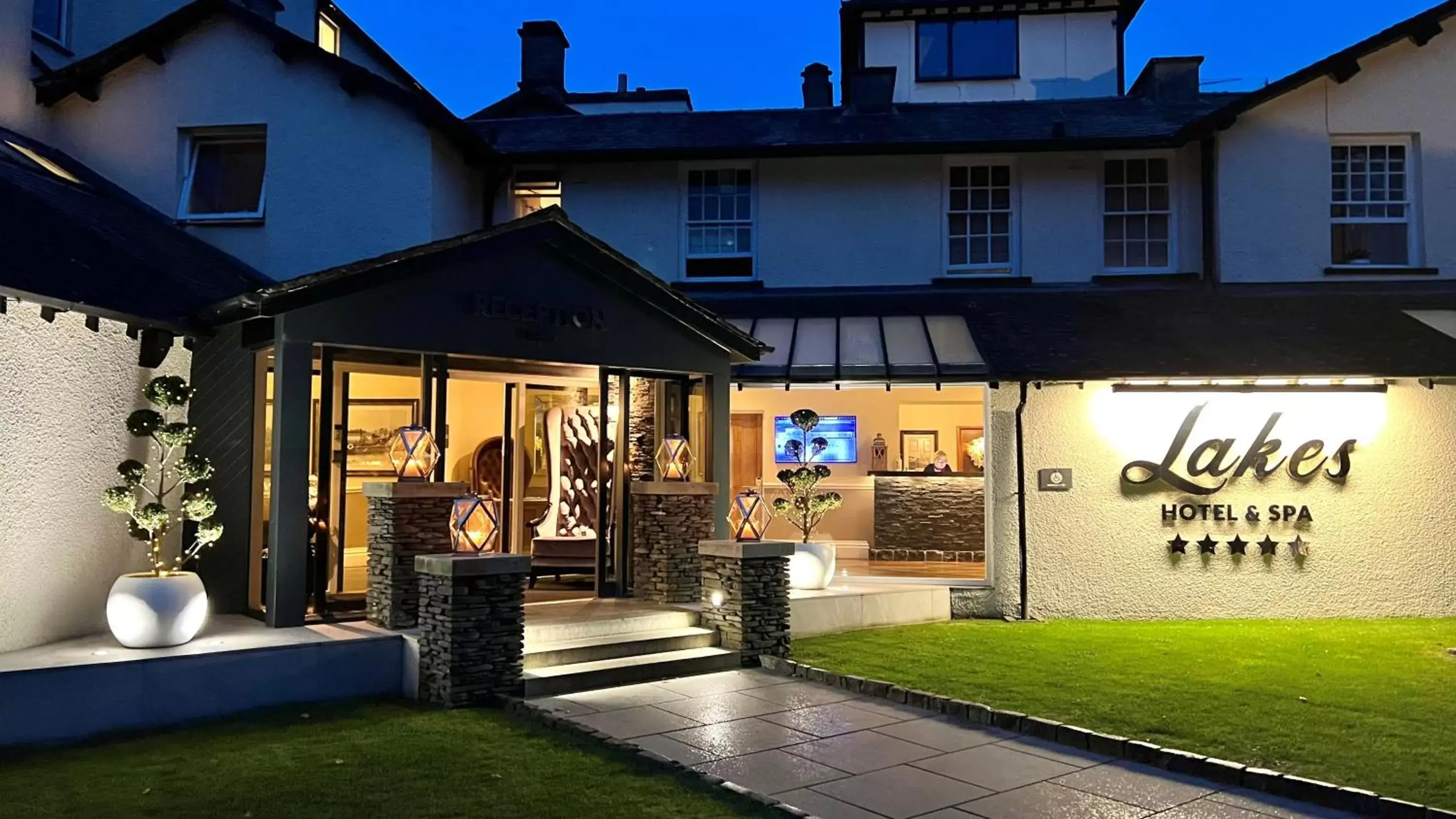 Property Building in Lakes Hotel & Spa
