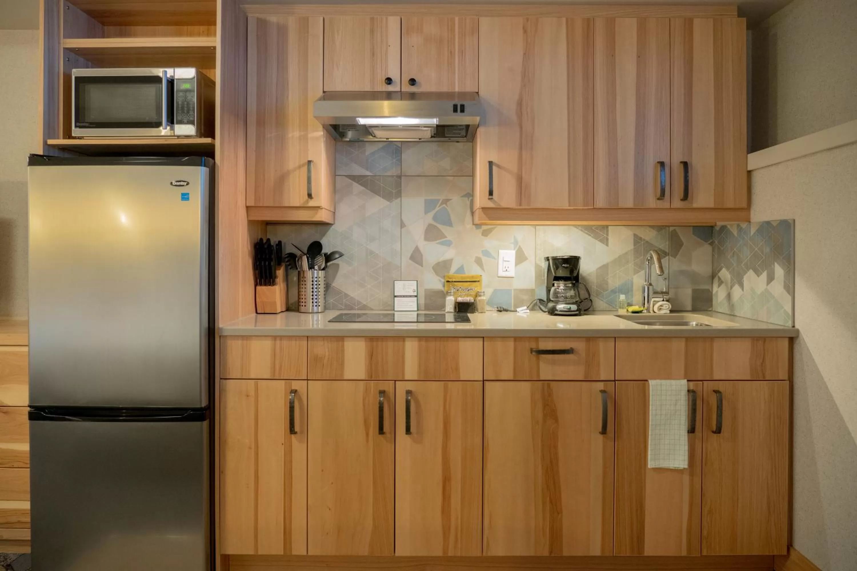 Kitchen or kitchenette in Tunnel Mountain Resort
