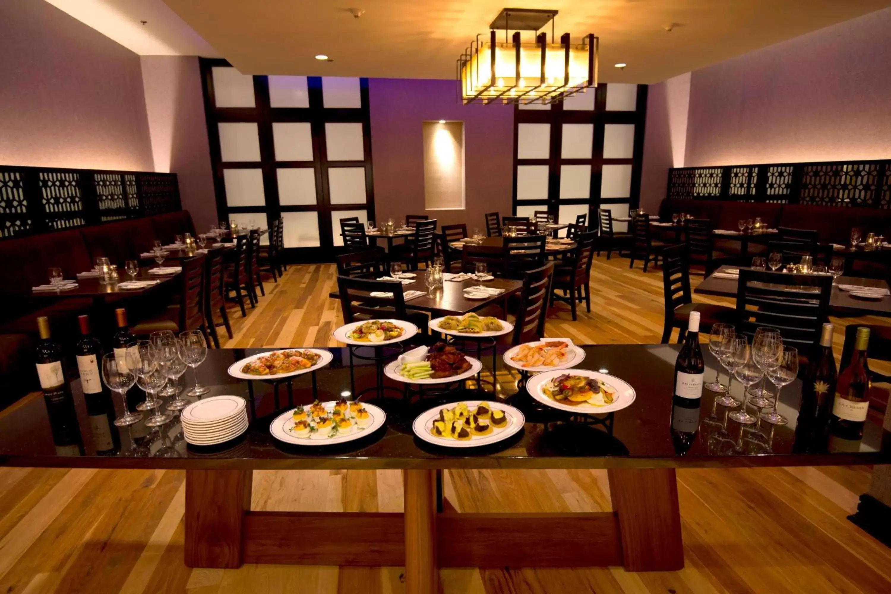 Restaurant/Places to Eat in Little Rock Marriott