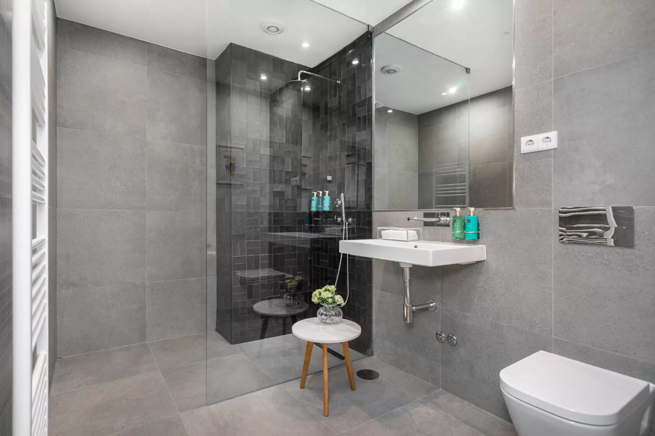 Deluxe Double or Twin Room with City View in Canto De Luz - Luxury Maison