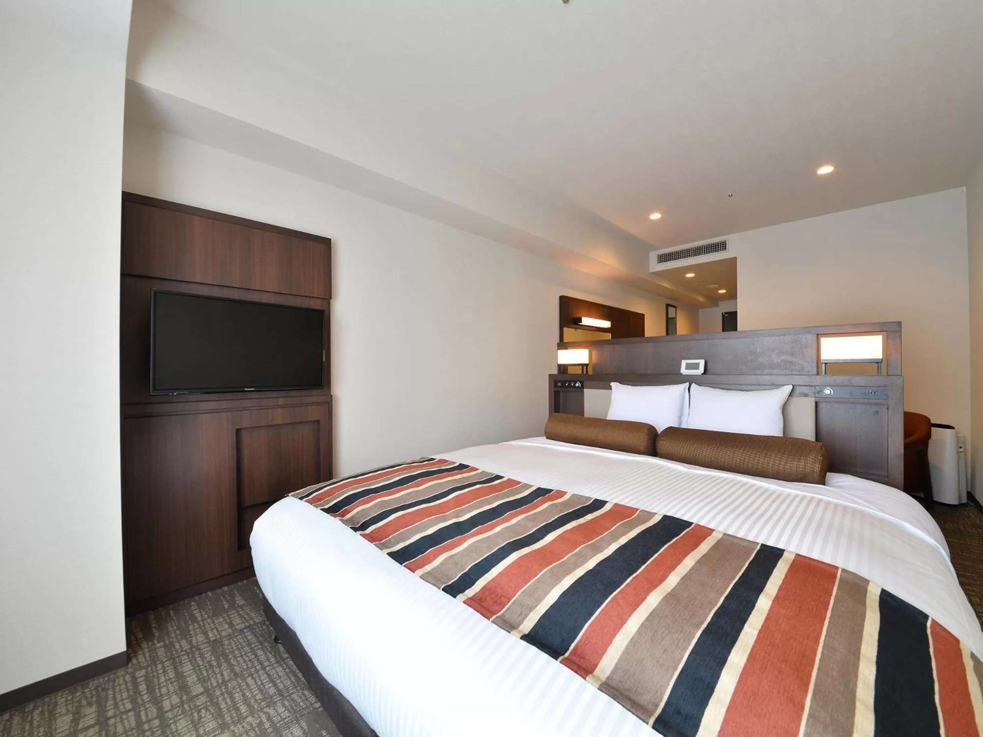 Photo of the whole room, Bed in Hakodate Kokusai Hotel