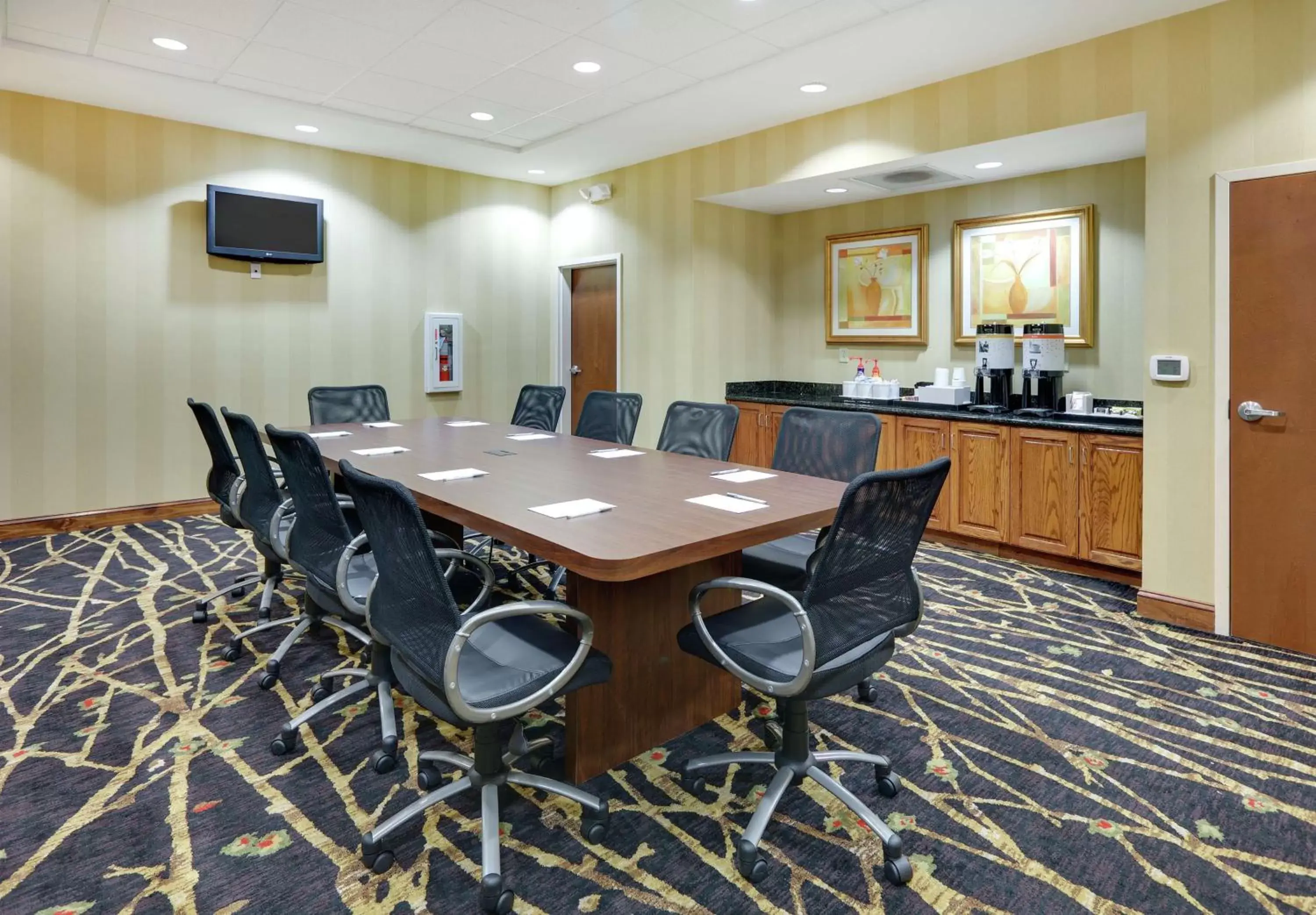 Meeting/conference room in Hampton Inn & Suites Southern Pines-Pinehurst