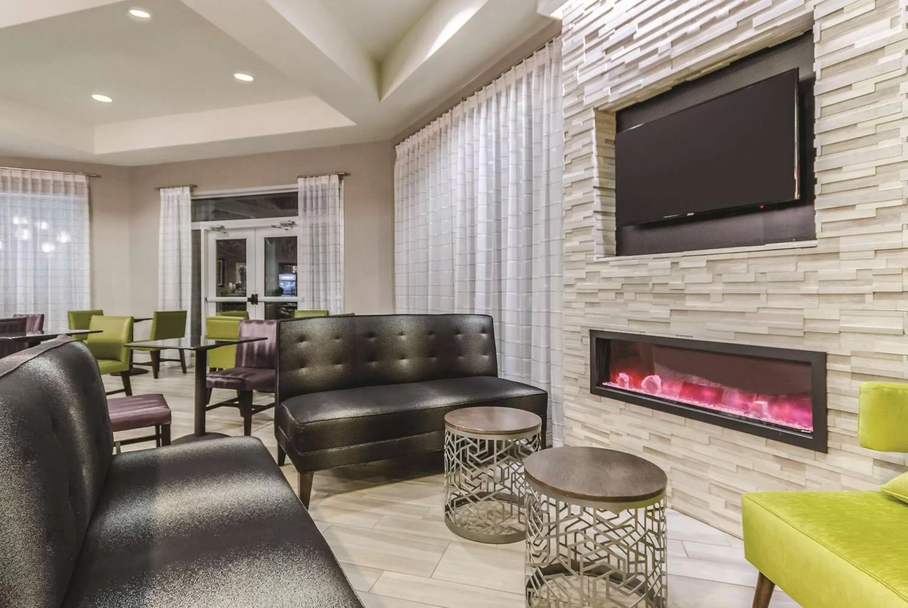 Lobby or reception, Seating Area in La Quinta by Wyndham Grand Junction Airport