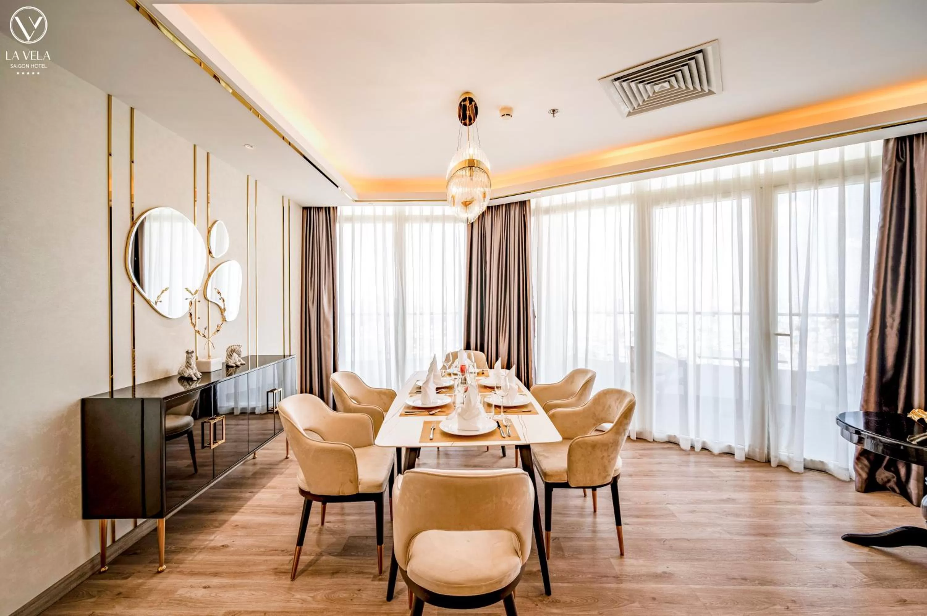 Living room in La Vela Saigon Hotel