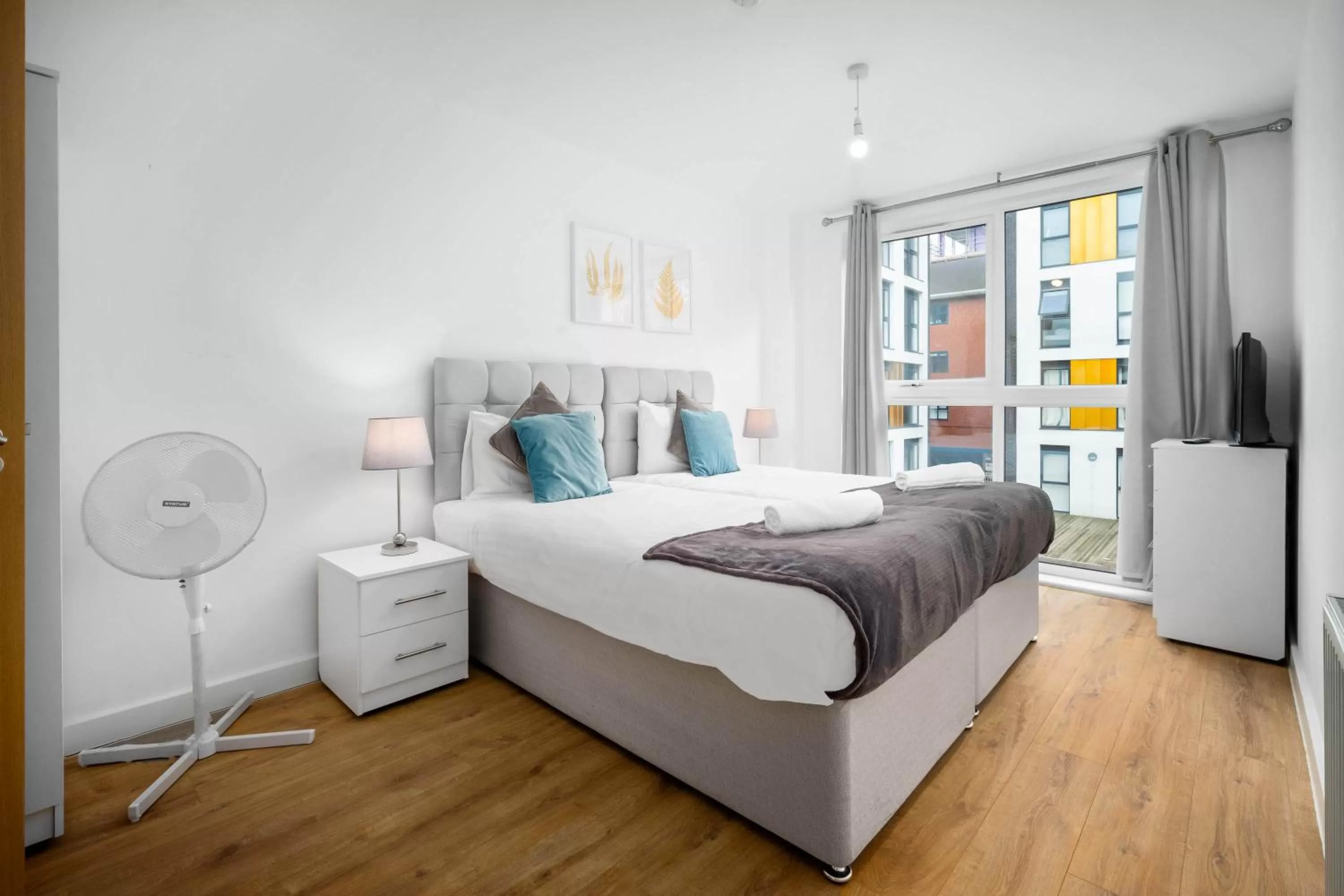 Bed in Onyx O2 Arena Brindley Place Broad Street Large Spacious Apartment