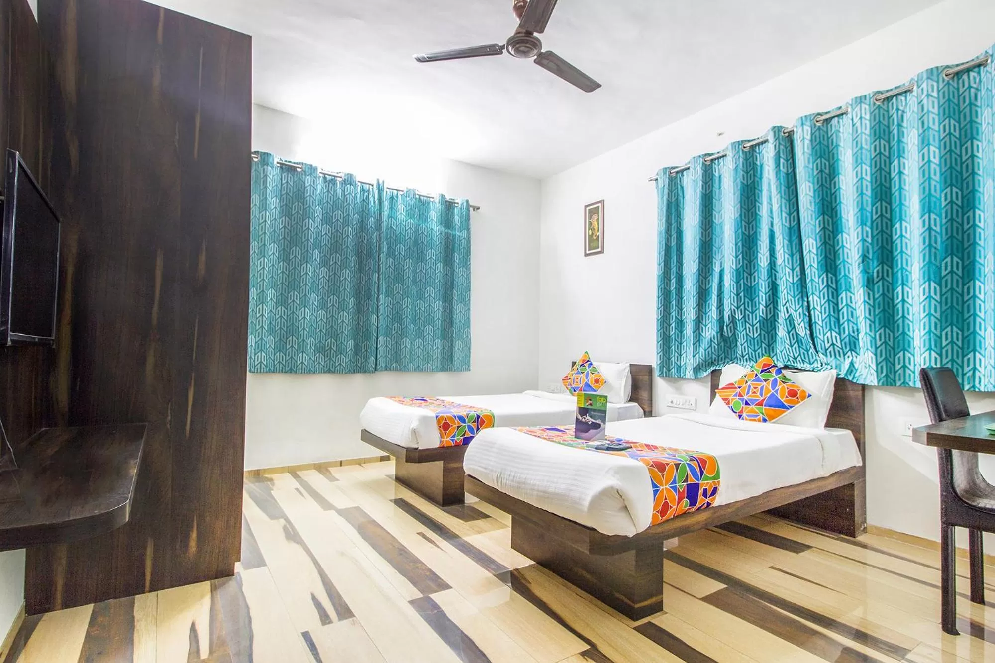 Bedroom, Bed in FabHotel Pruthamesh Pride