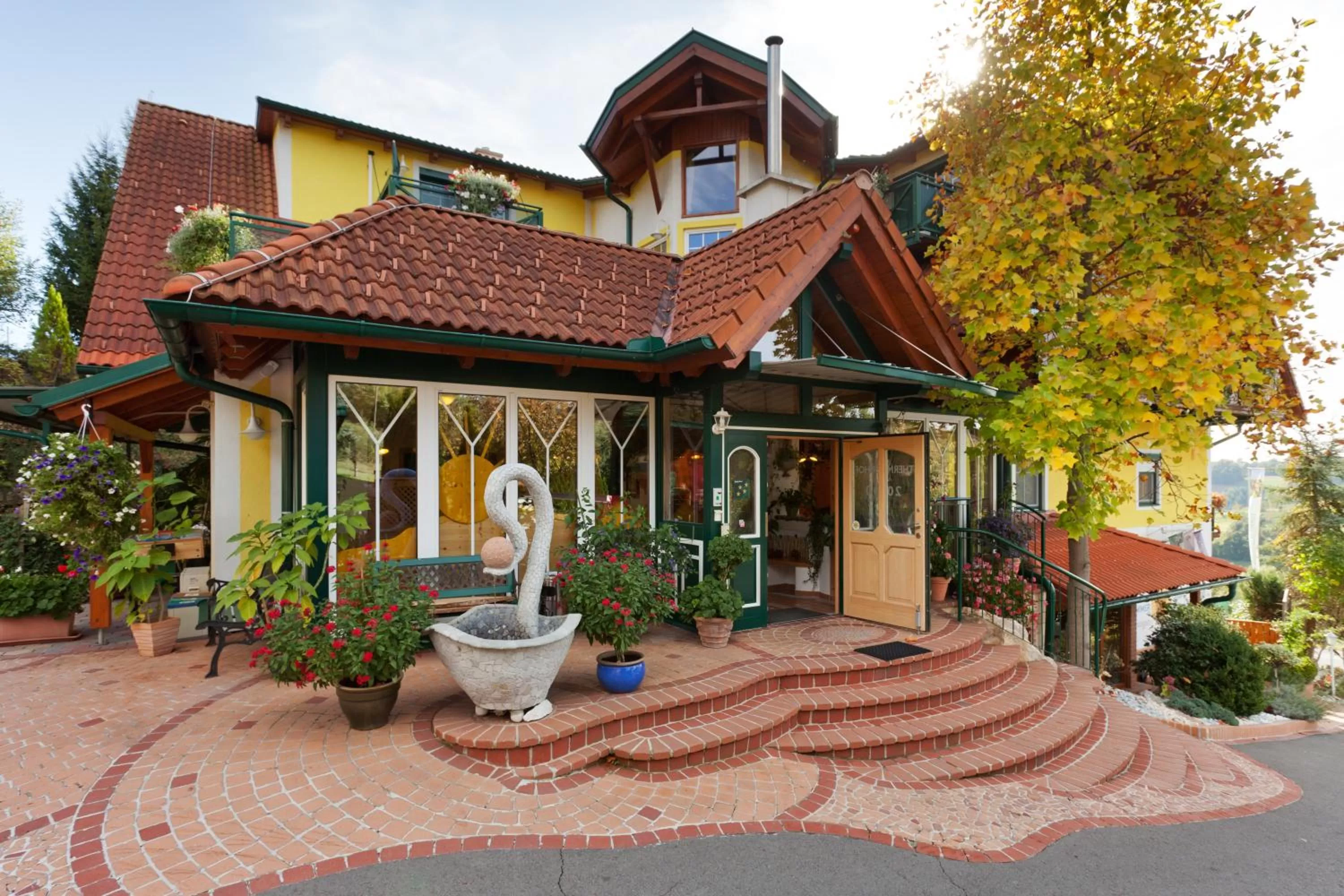 Facade/entrance in Thermenhof PuchasPLUS Loipersdorf