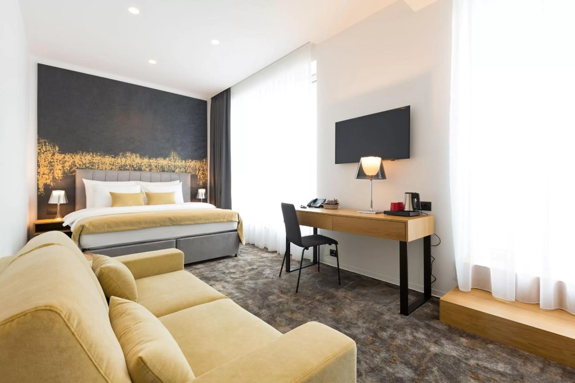 Photo of the whole room, Bed in Boutique Hotel Museum