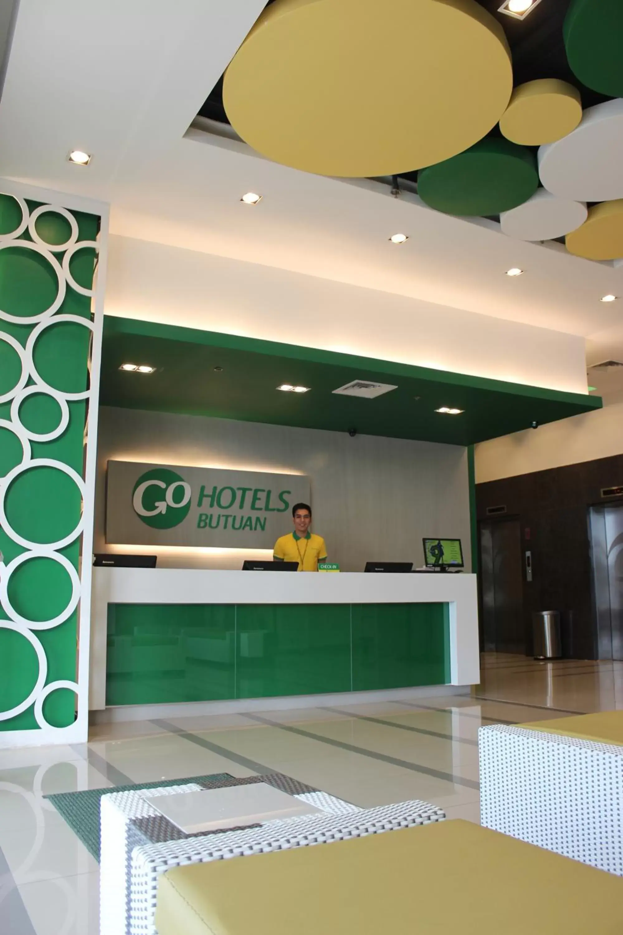 Property building in Go Hotels Butuan