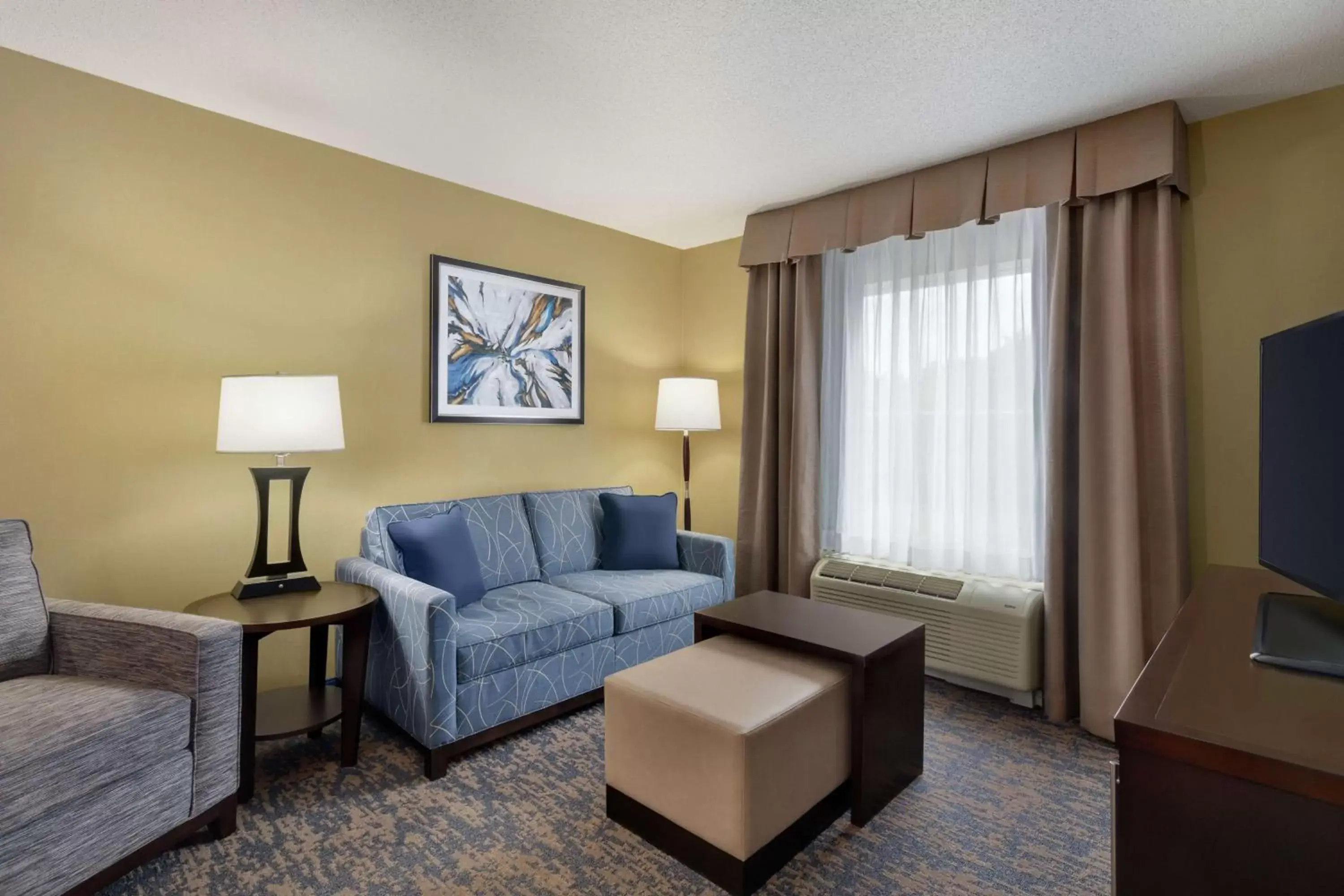 Bedroom, Seating Area in Homewood Suites by Hilton Fort Smith