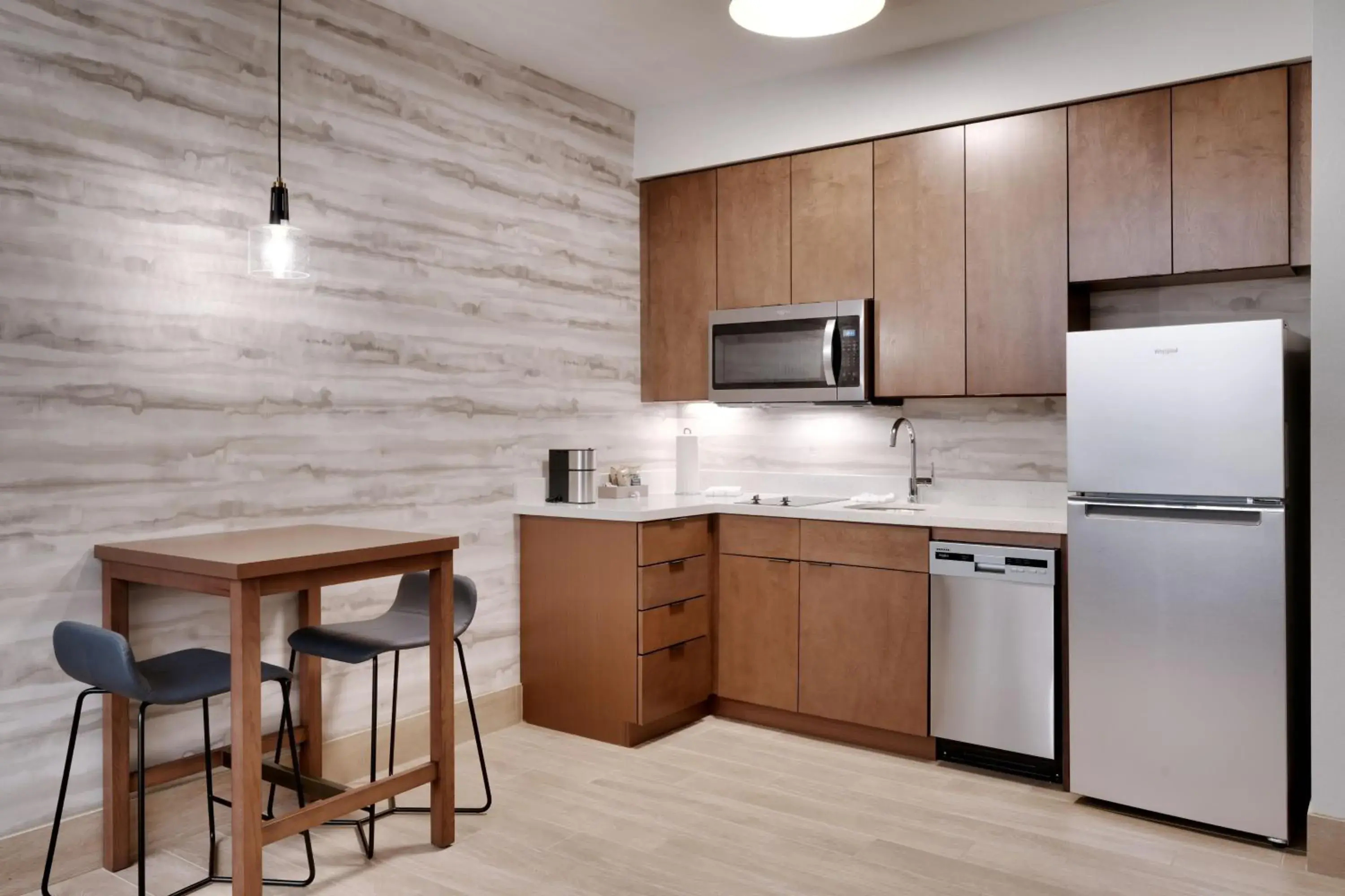 Bedroom, Kitchen/Kitchenette in Residence Inn by Marriott Vail