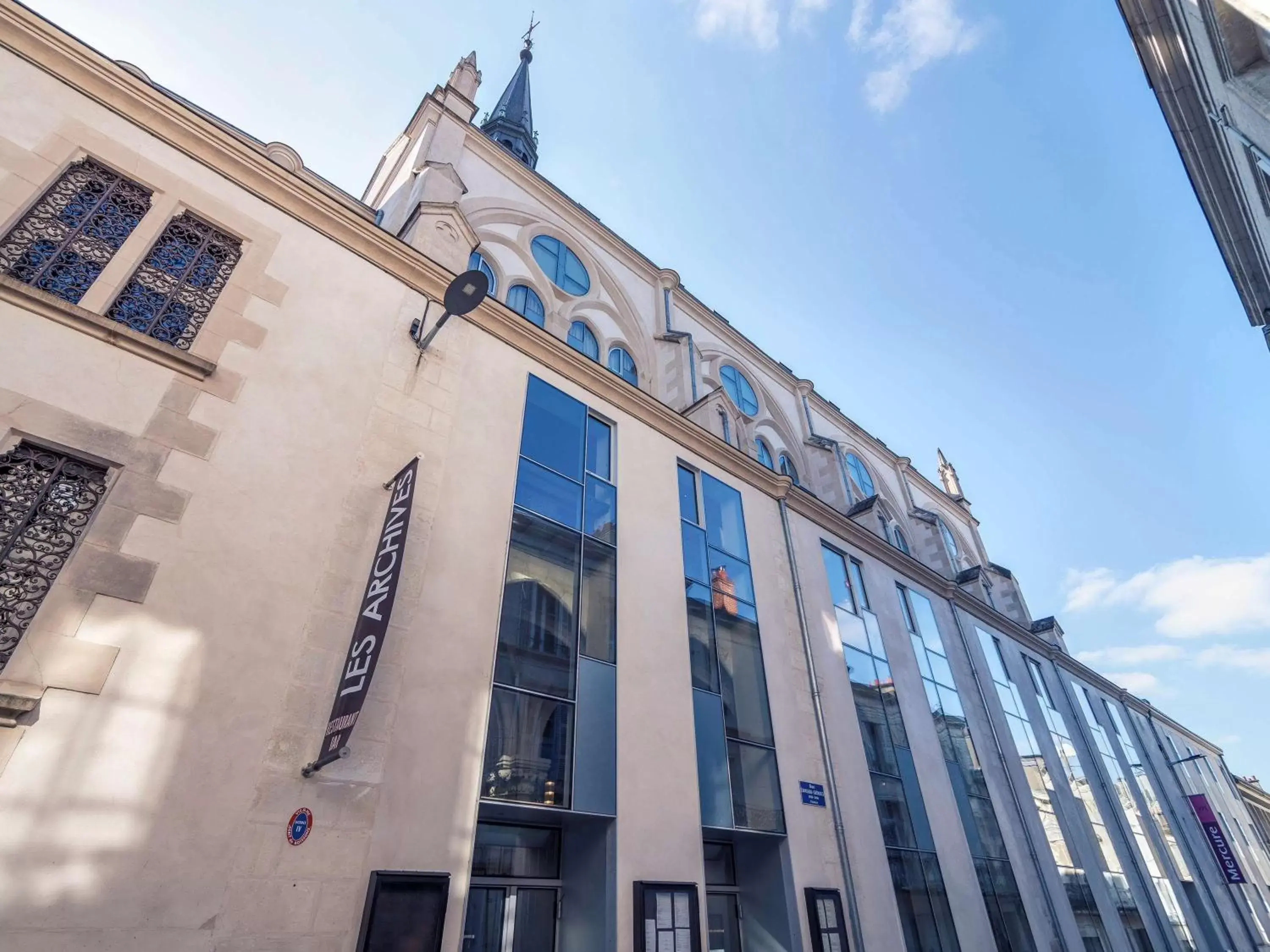 Property Building in Mercure Poitiers Centre