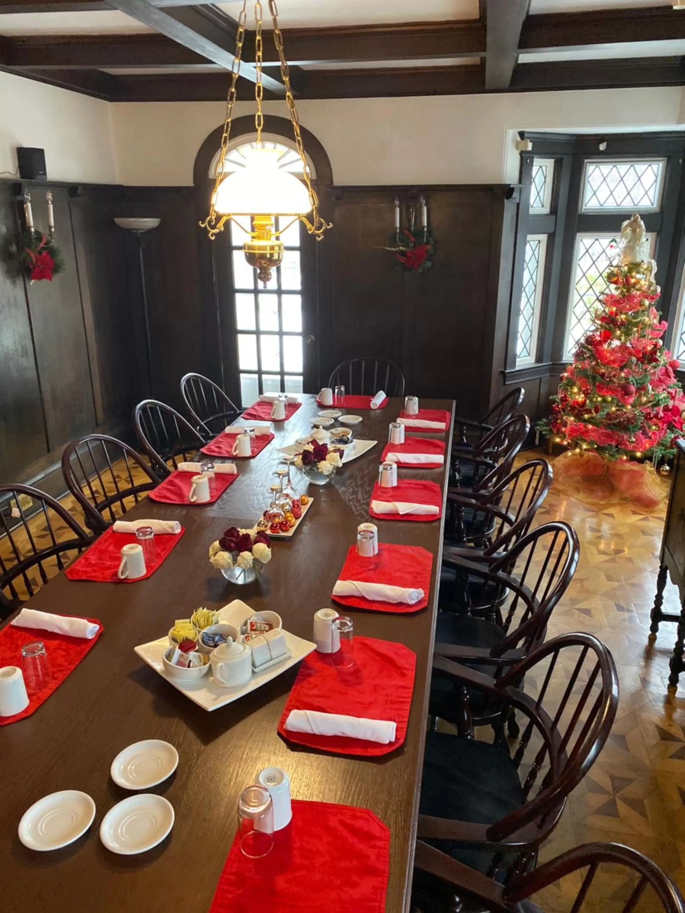 Banquet/Function facilities in Leaside Manor