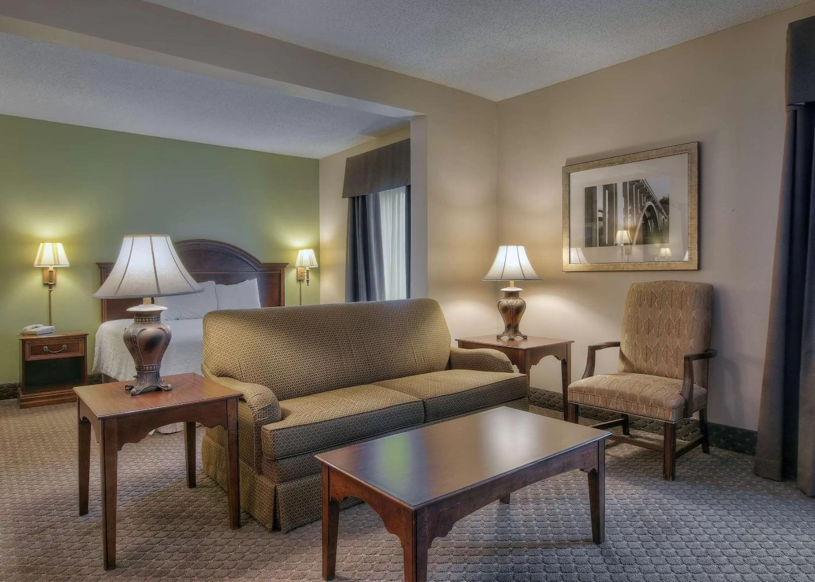 Living room in Hampton Inn Kingsport
