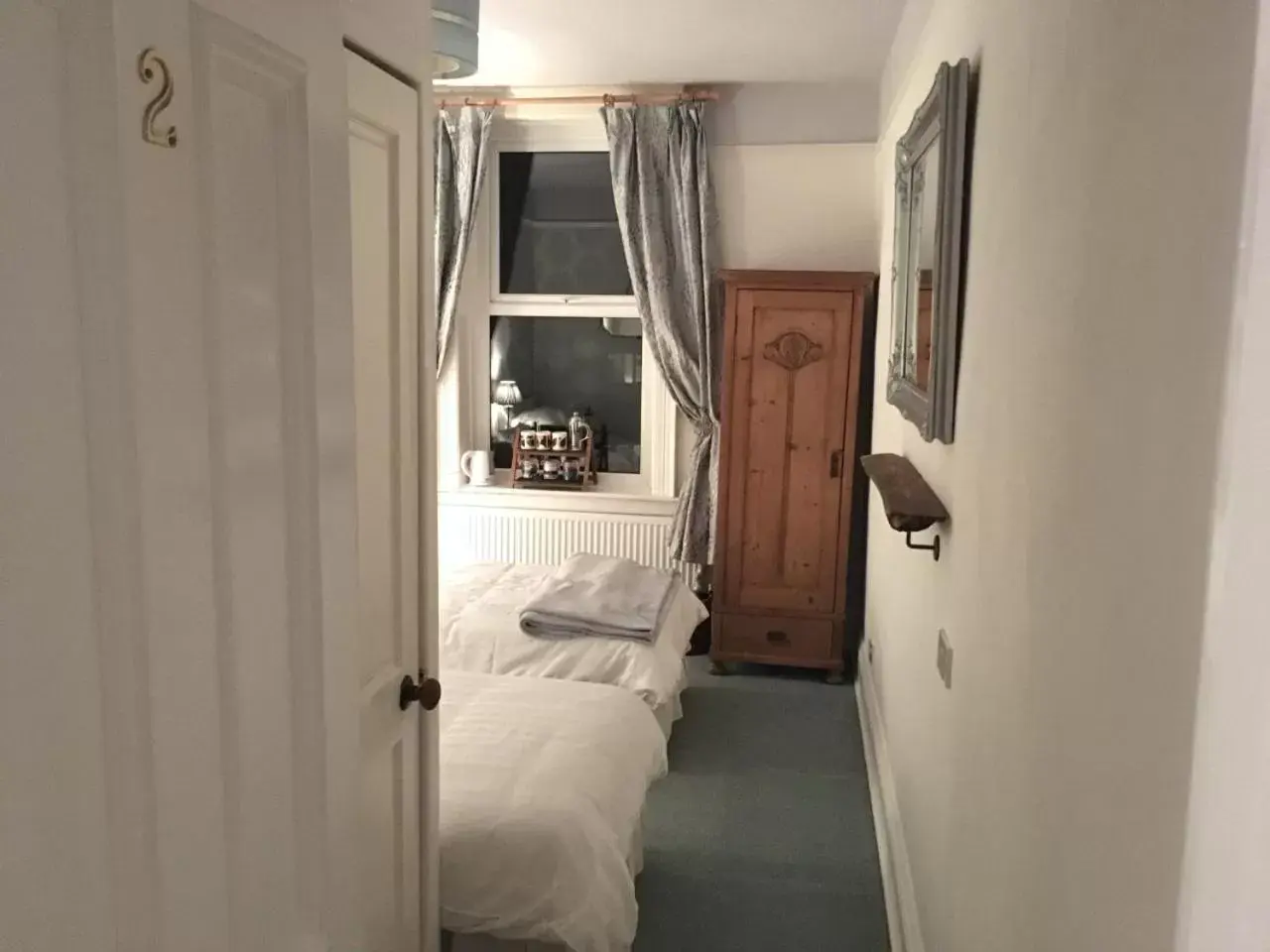 Bedroom, Bathroom in Craiglands Bed and Breakfast, Grassington