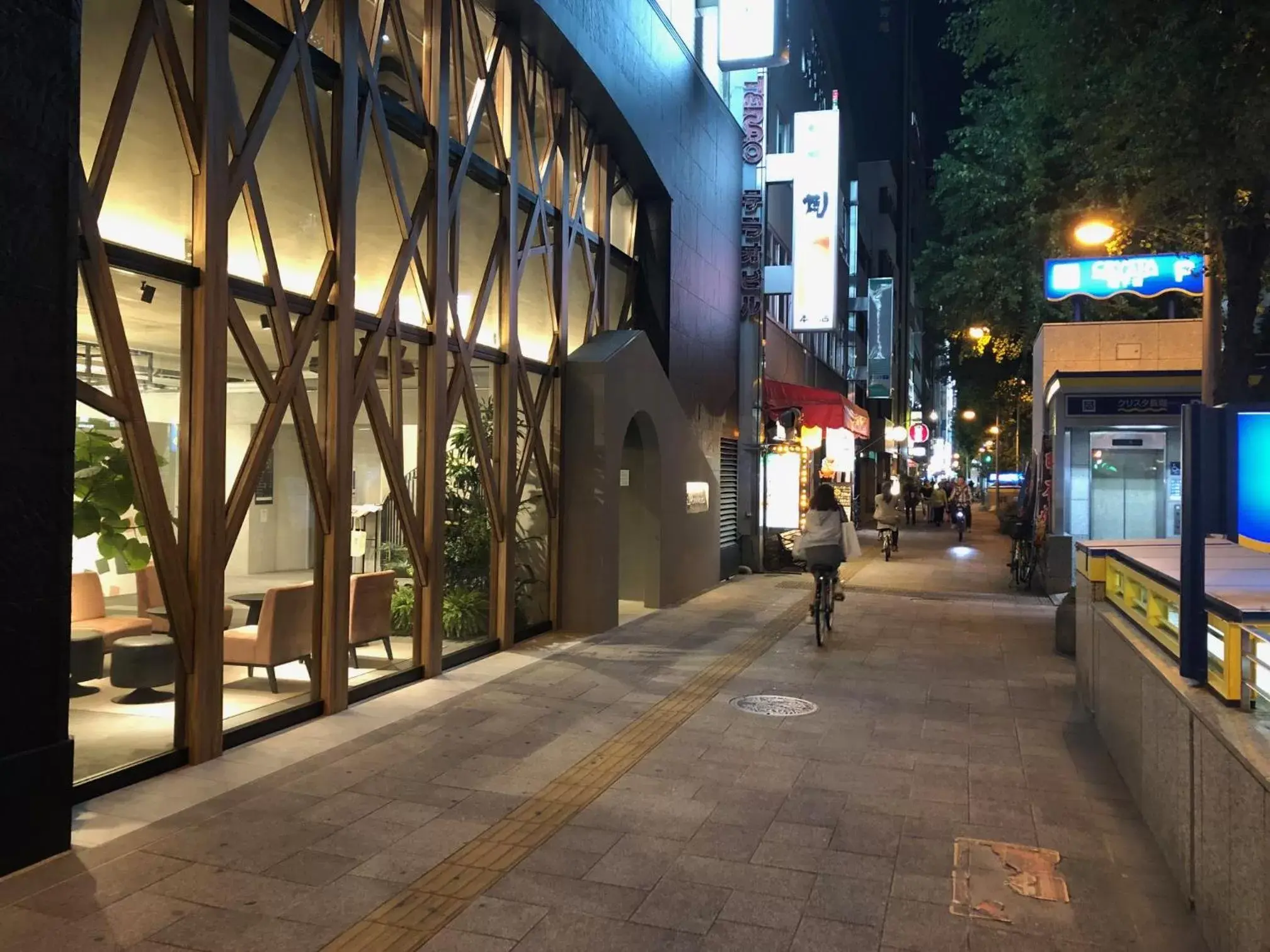 Neighbourhood in Hotel Morning Box Osaka Shinsaibashi