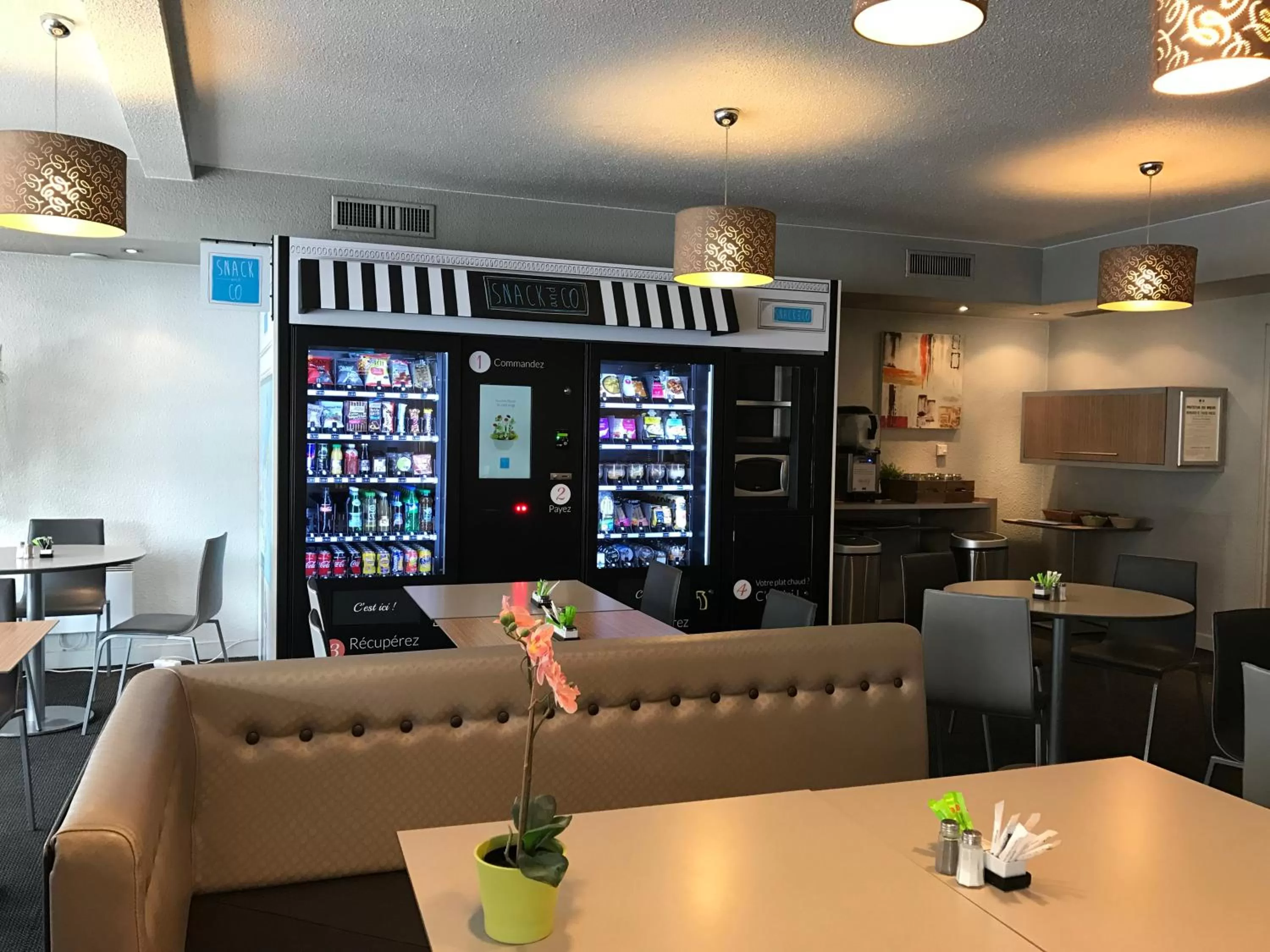 Lunch in Kyriad Le Bourget Centre- Parc Des Expositions