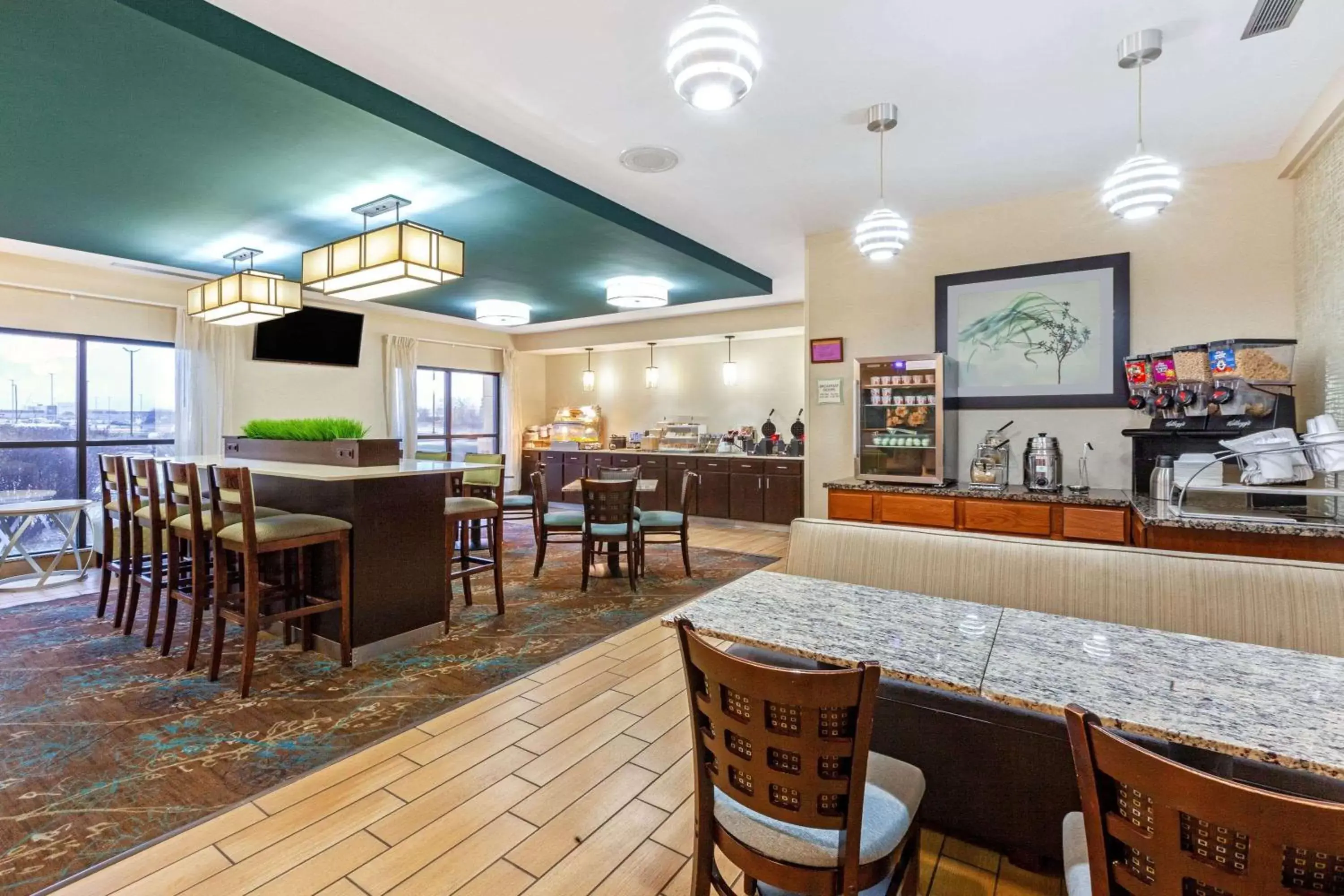 Restaurant/Places to Eat in La Quinta by Wyndham South Bend