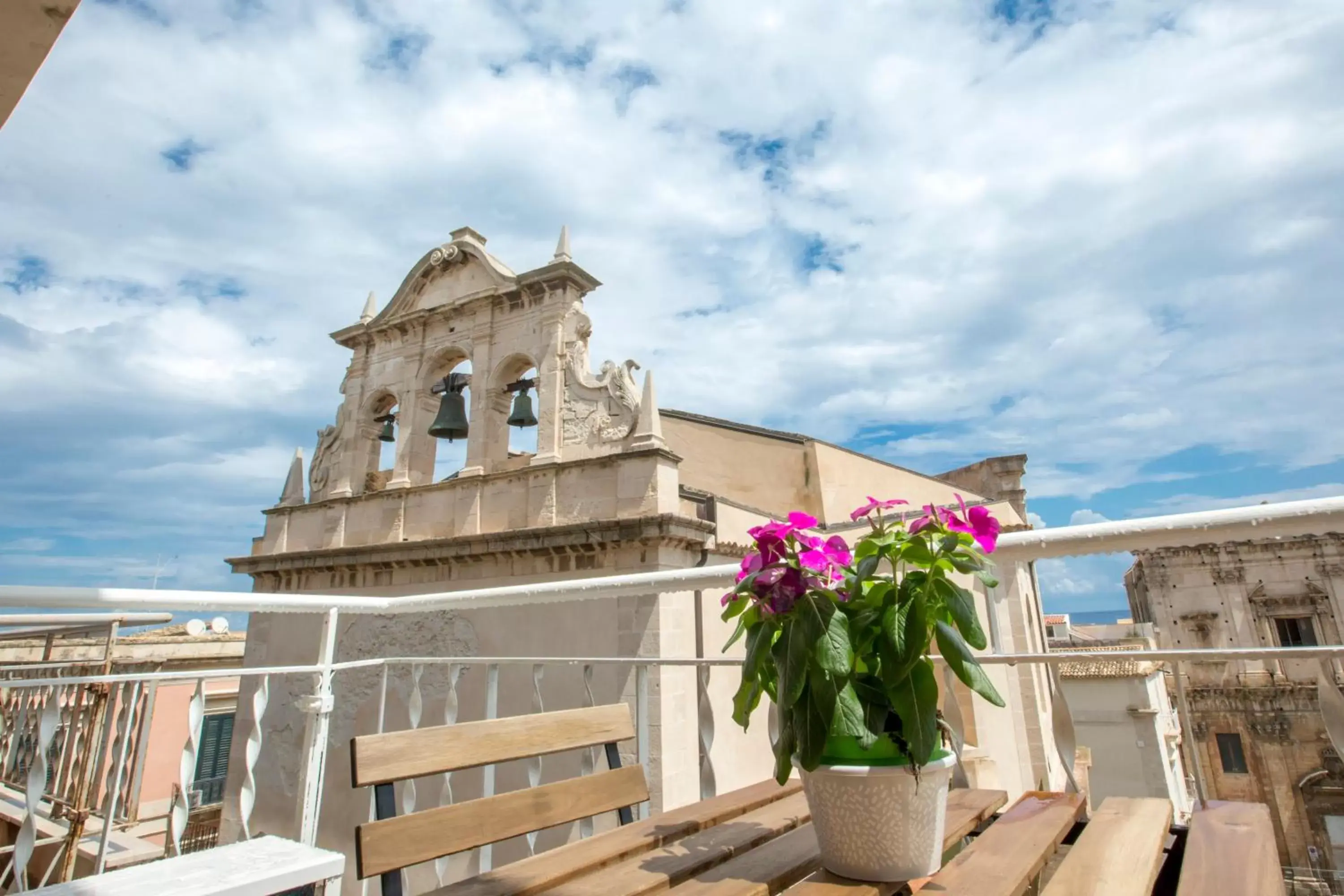 Property Building in Maison Ortigia