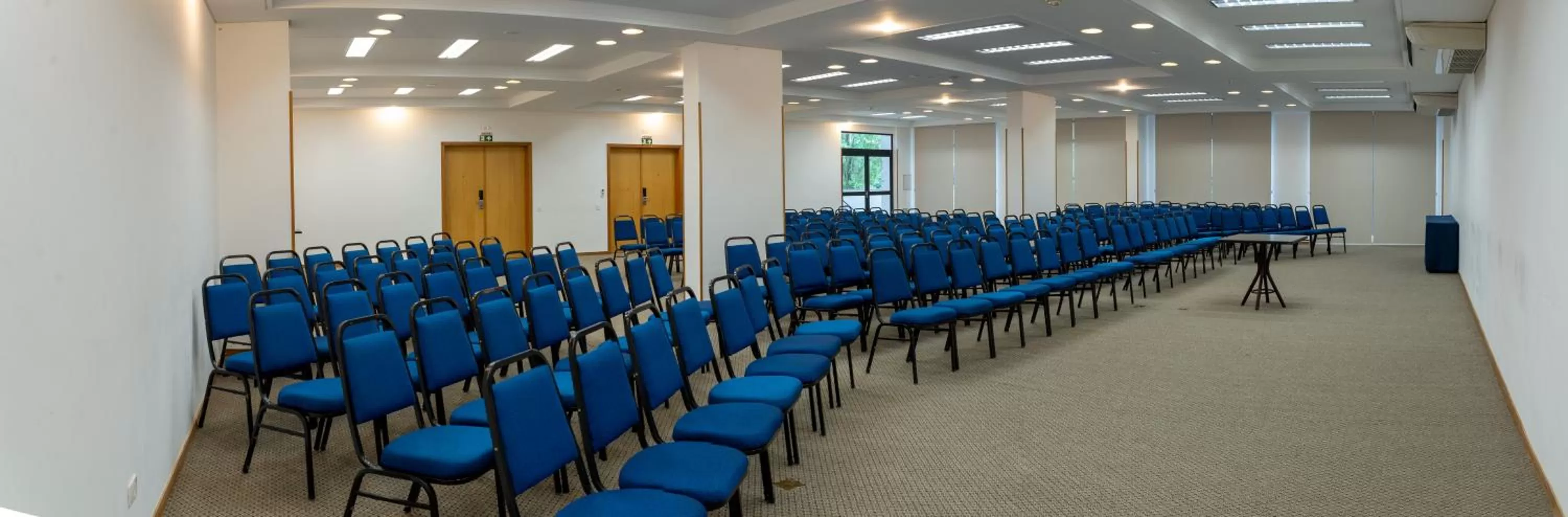 Business facilities in Hotel Campo Largo Express