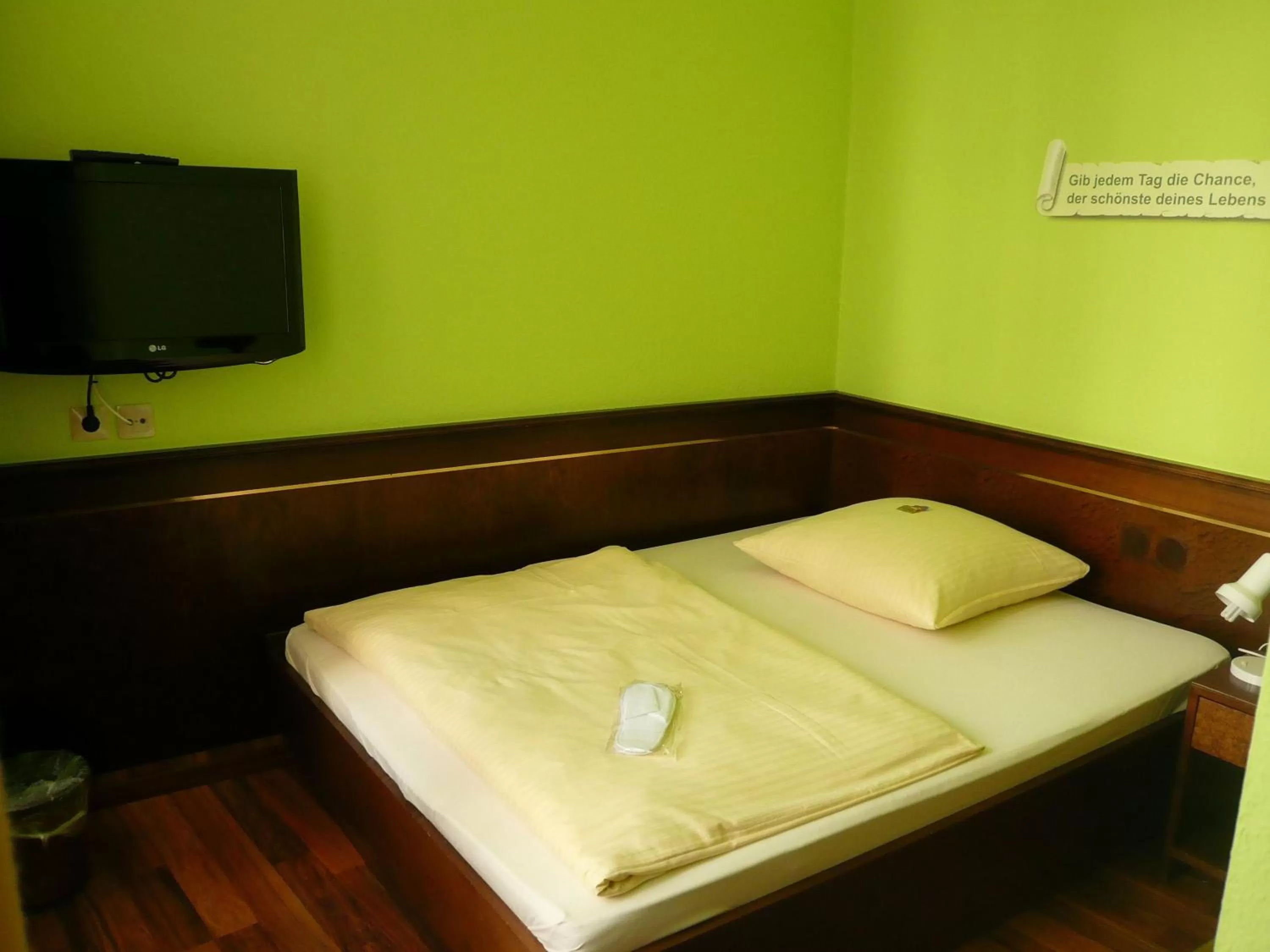 Bed in Hotel am Wilhelmsplatz