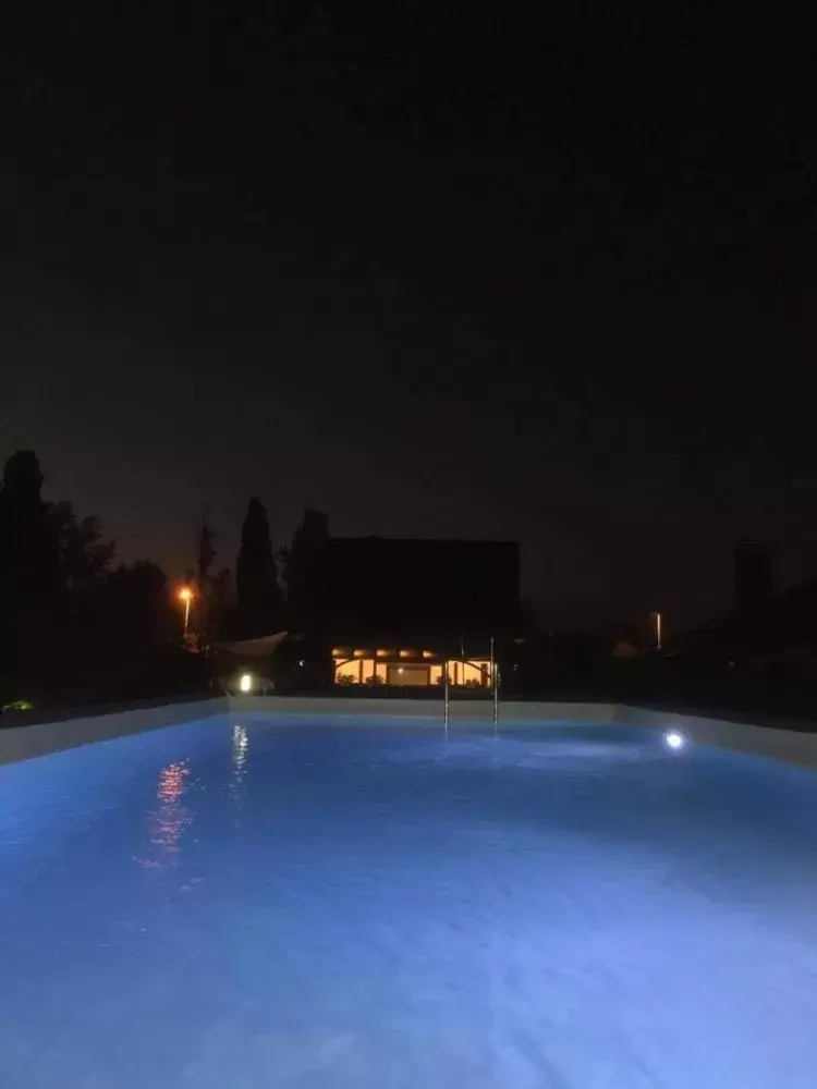 Lounge or bar, Swimming Pool in Serravalle Golf Hotel