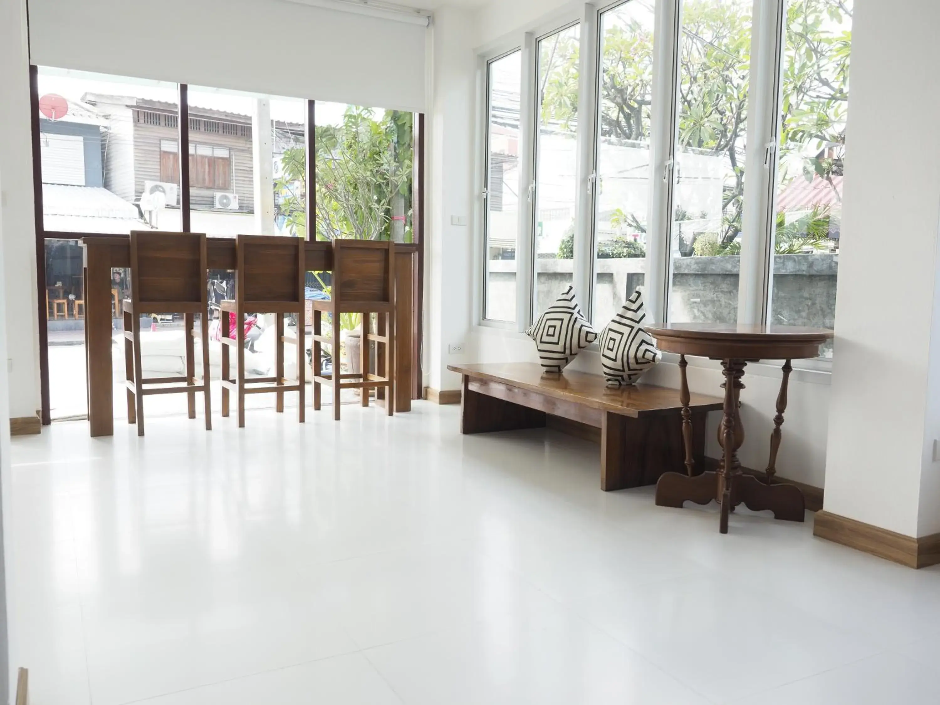 Dining Area in WEE HOSTEL