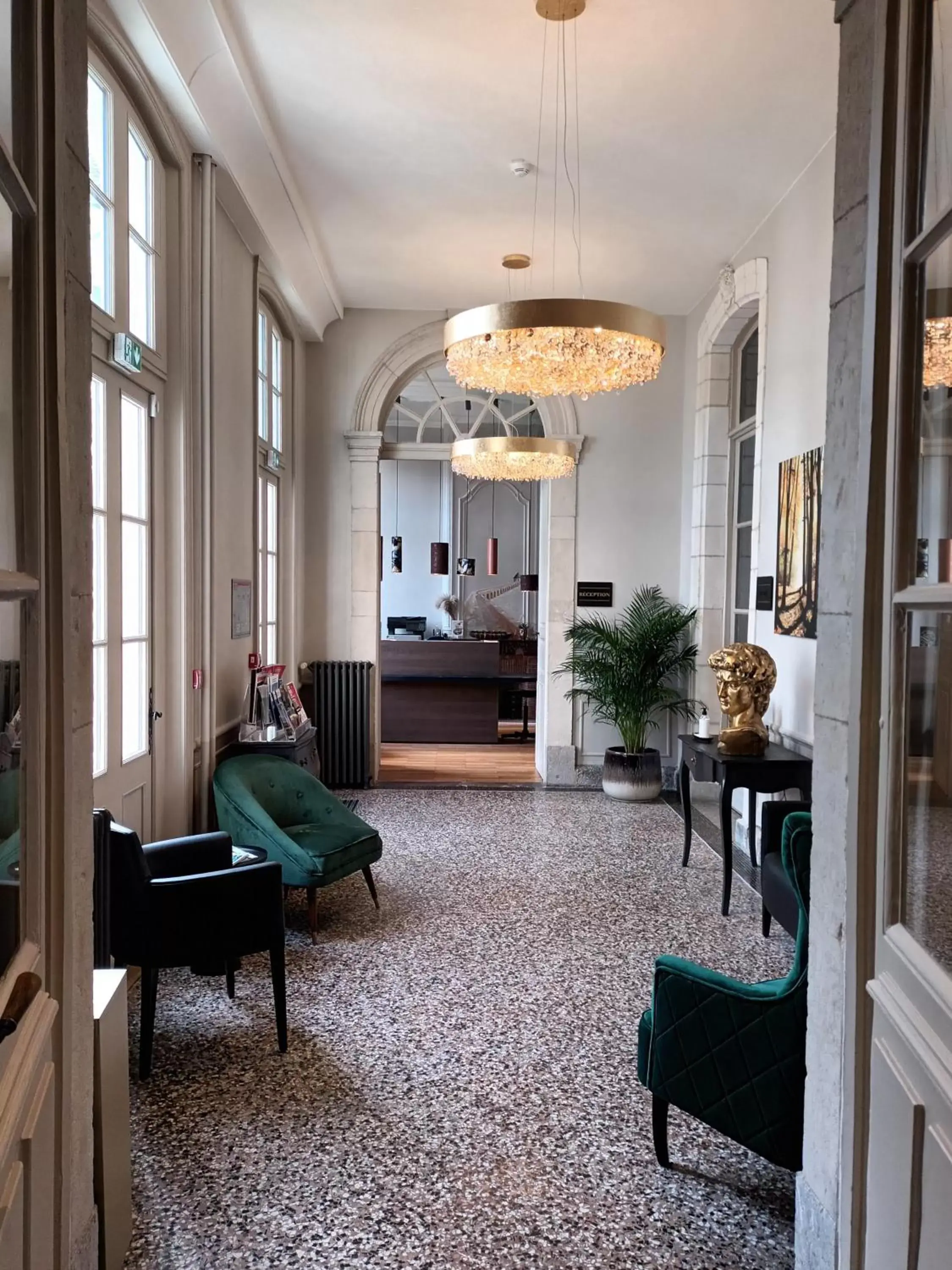 Property building, Lobby/Reception in Hôtel Loysel le Gaucher