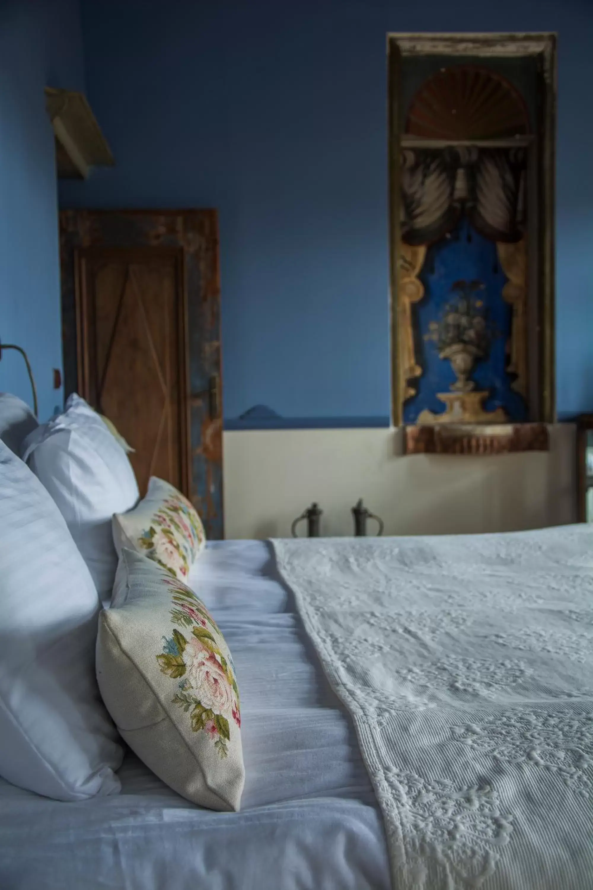 Bed in Fresco Cave Suites Cappadocia