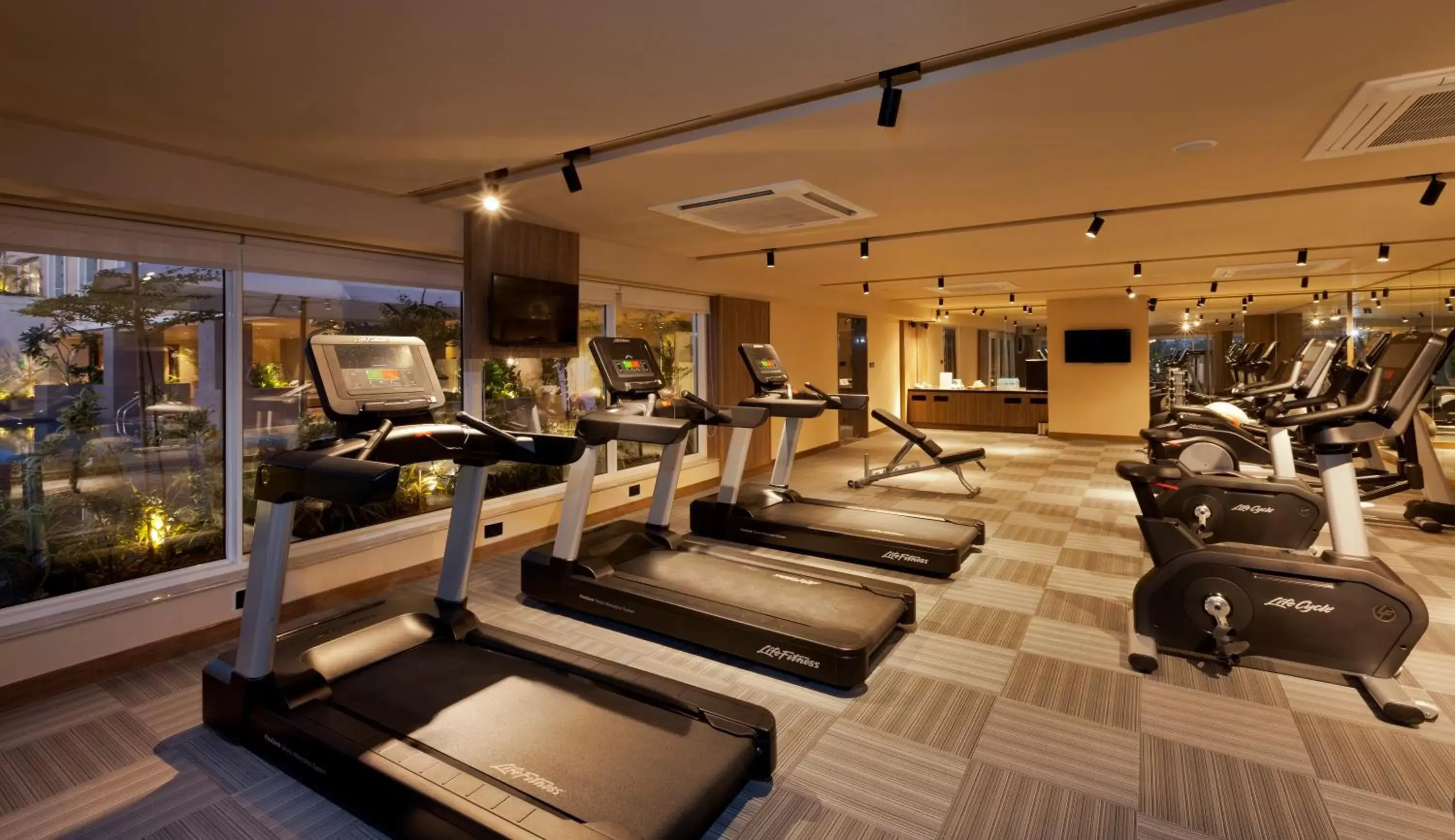 Fitness centre/facilities, Fitness Center/Facilities in Lemon Tree Premier City Center Pune