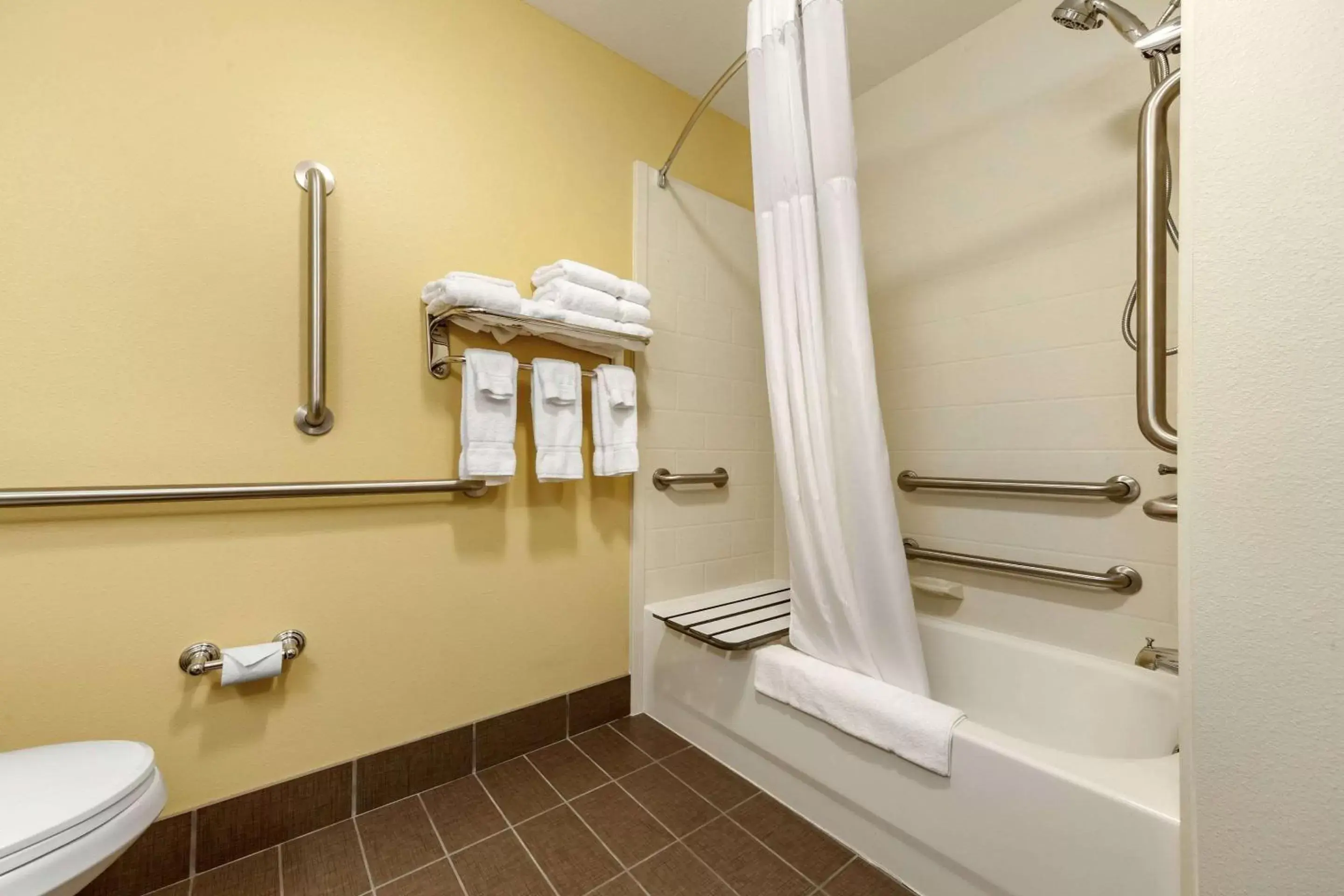 Bathroom in Sleep Inn & Suites Grand Forks Alerus Center