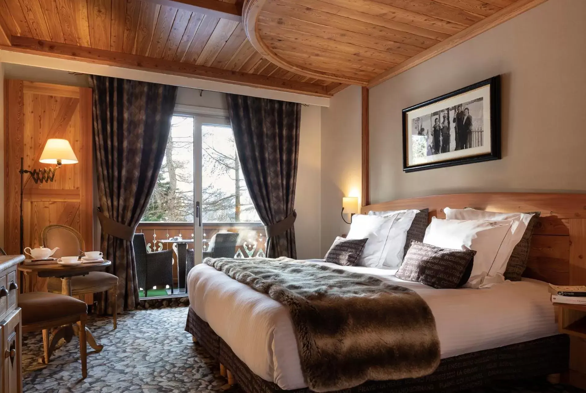 Bed in Chalet Mounier