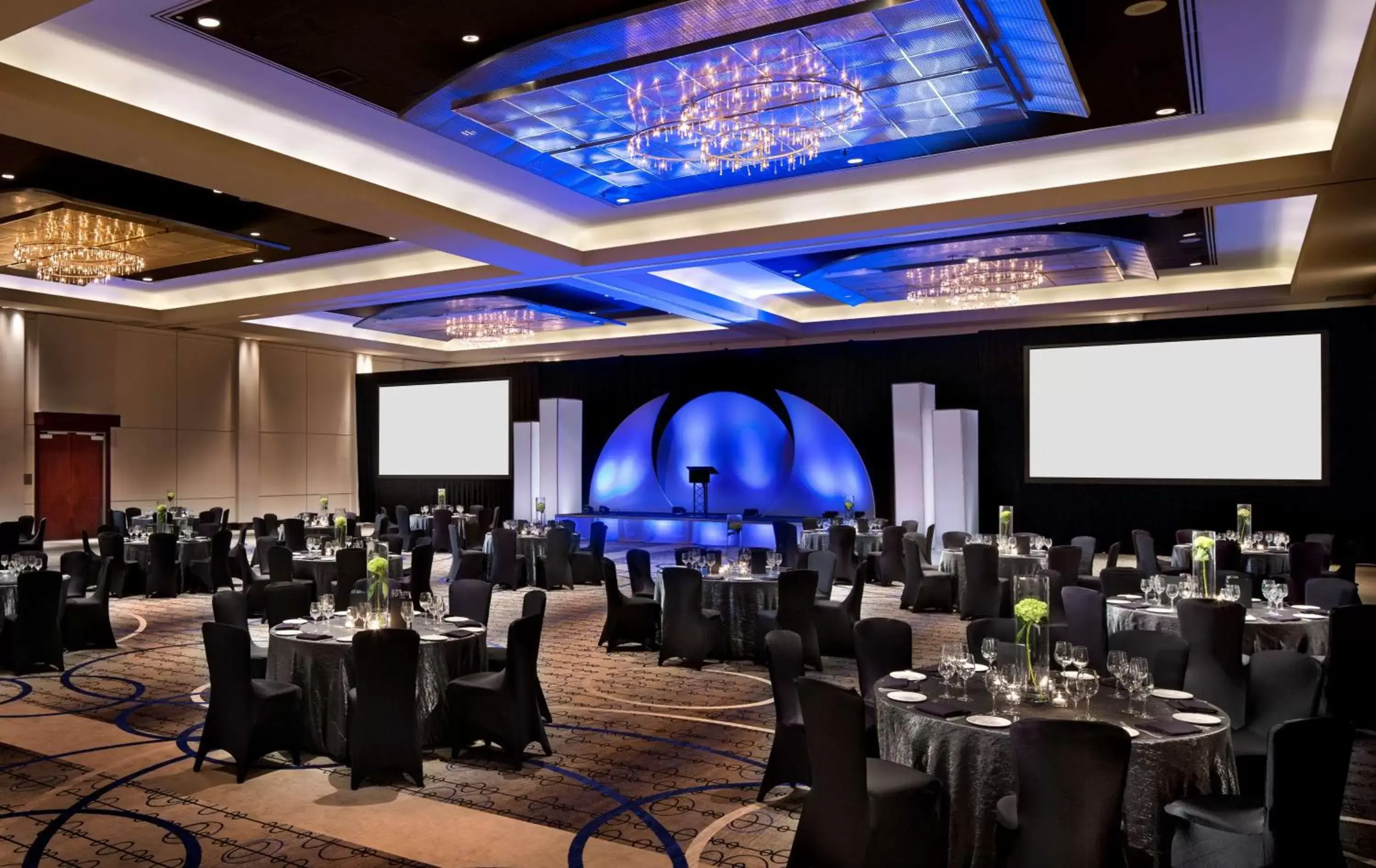 On site, Banquet Facilities in Hyatt Regency Vancouver