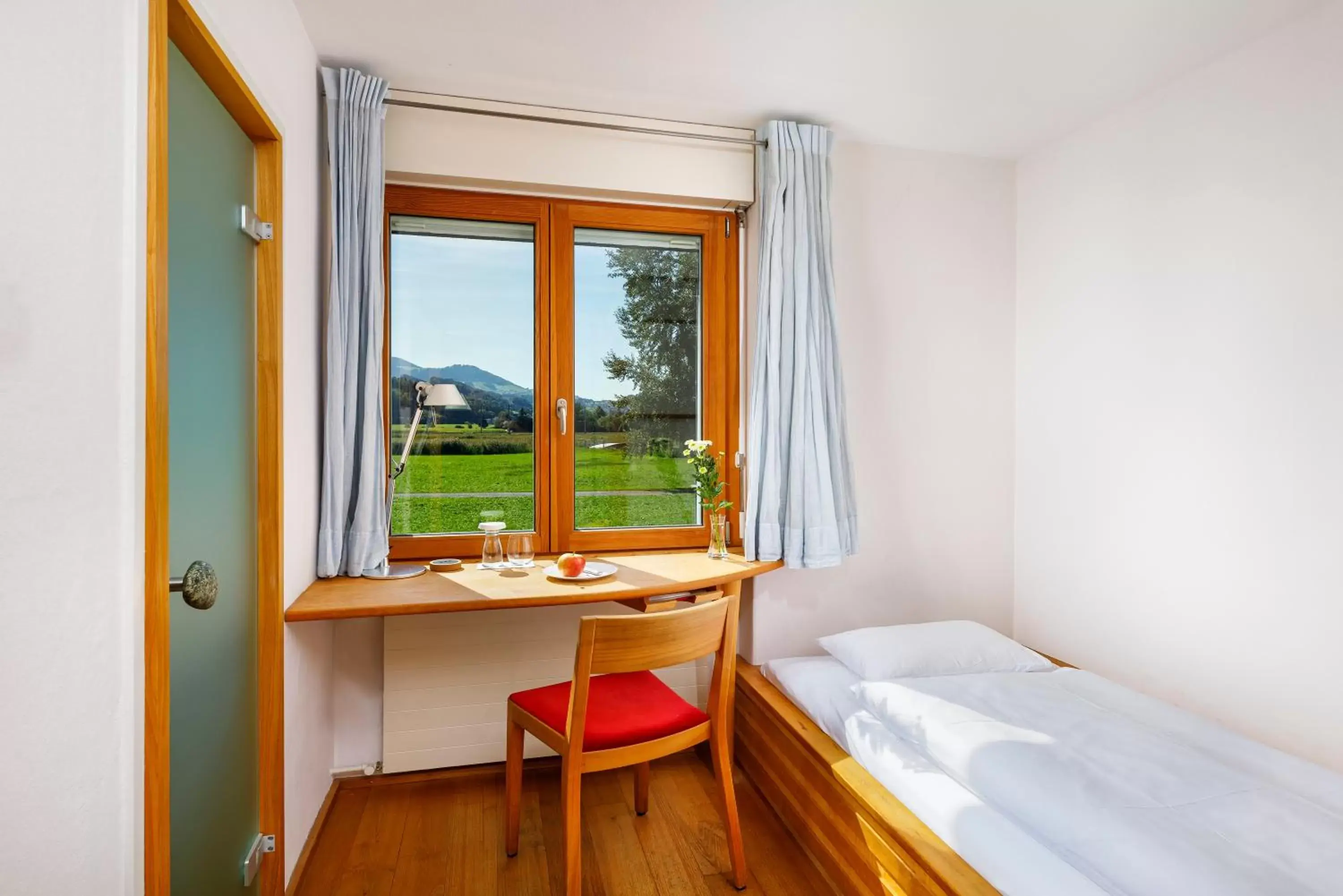 Single Room with Shower in Hotel Restaurant Schiff Single Room with Shower in Hotel Restaurant Schiff