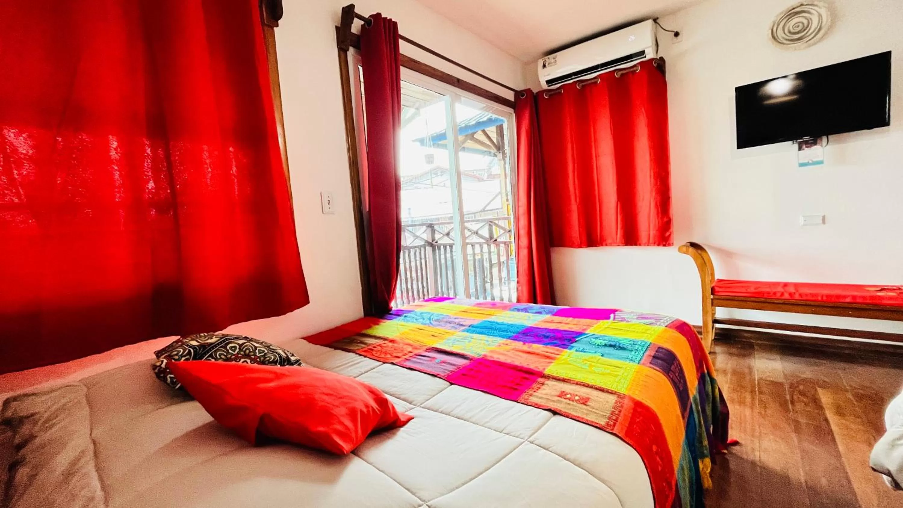 Bedroom, Bed in La Casa Corazón