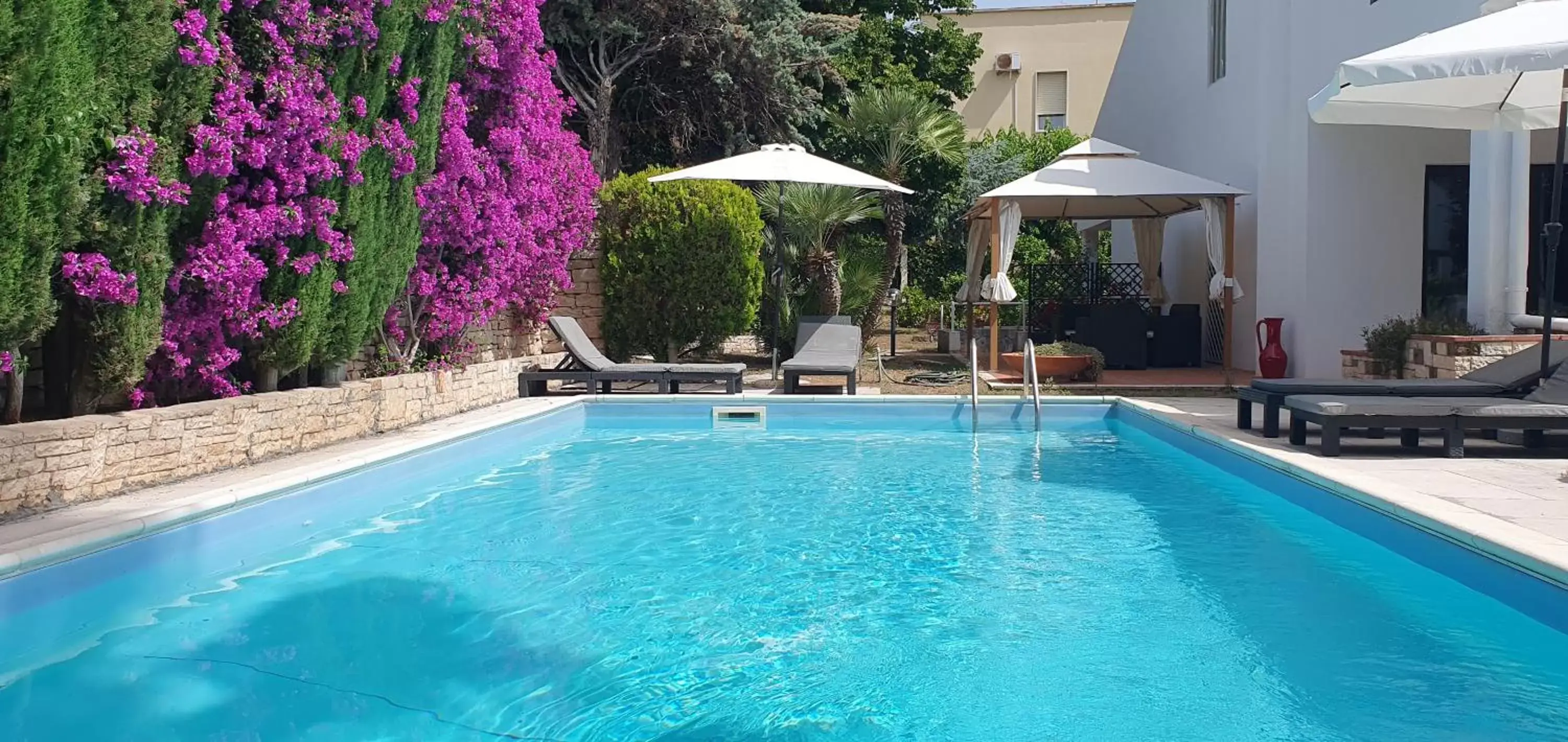 Day, Swimming Pool in B&B Apulia Time