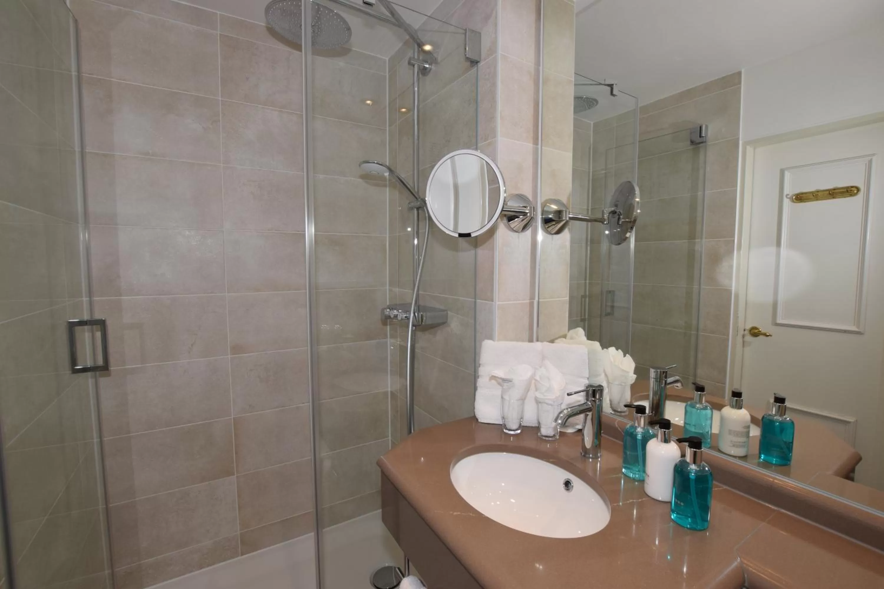 Bathroom in Hotel Wiking Sylt